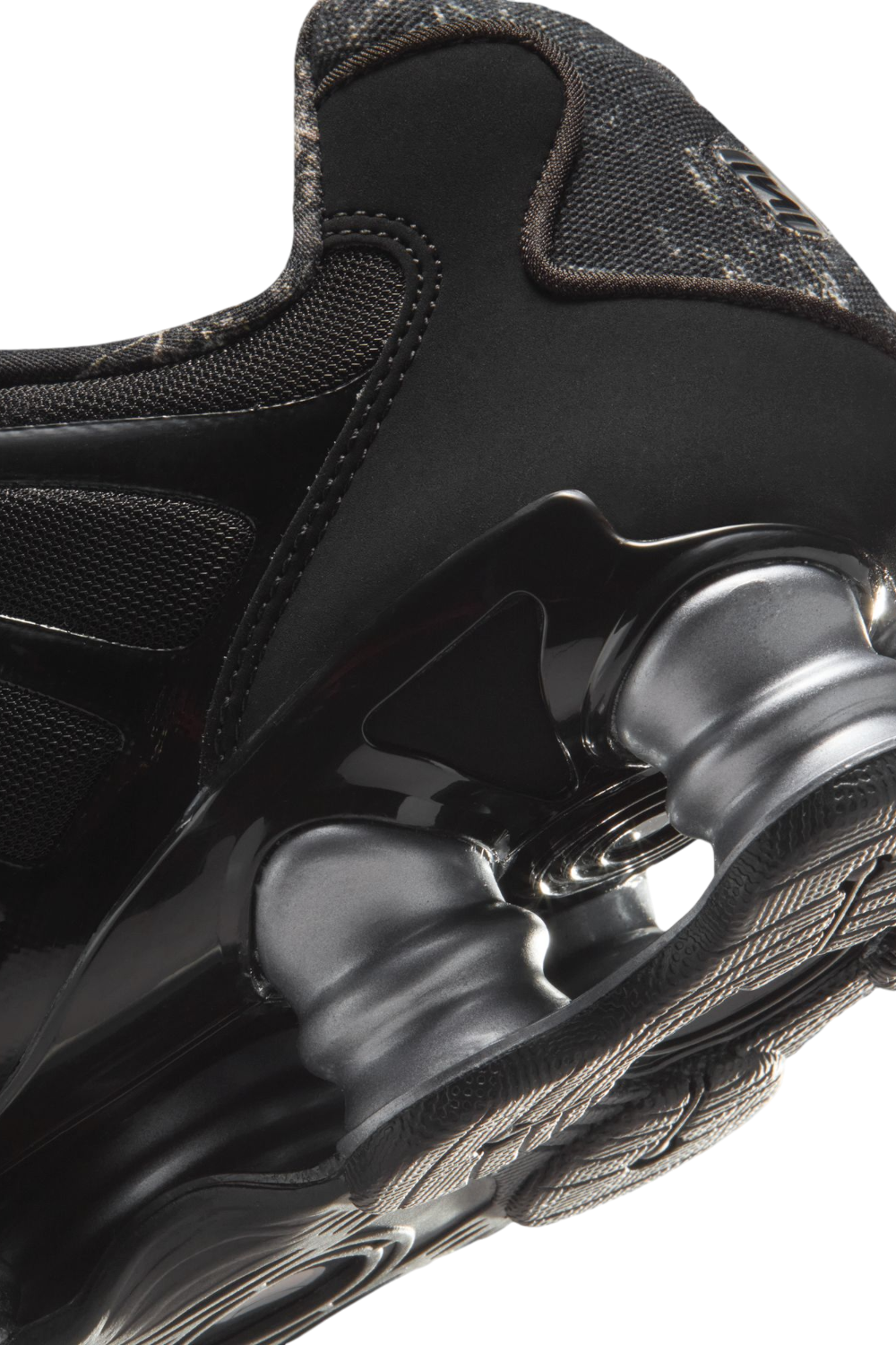 נעלי סניקרס שוקס טי־אל