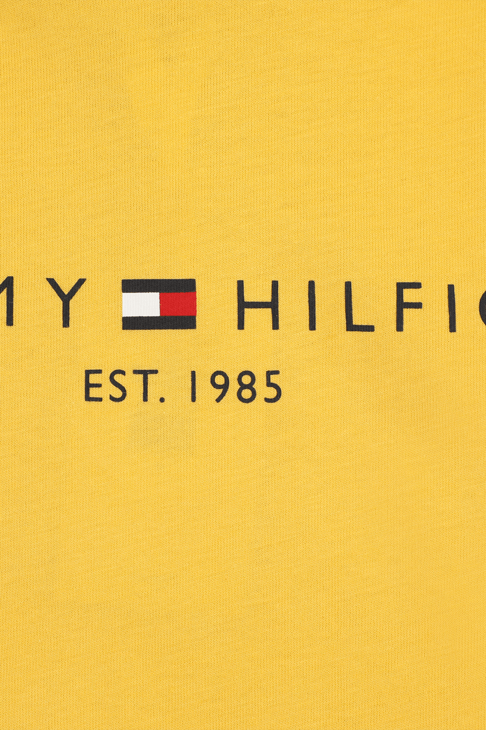 תמונה אחורית של גילאי 4-6 חולצת טי צהובה עם דפוס לוגו בחזה