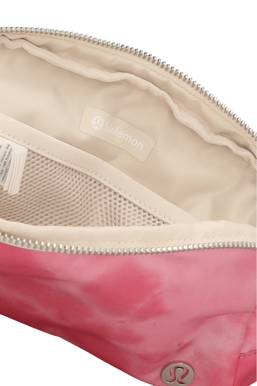 תמונת פנים של Everywhere Belt Bag 1L Metal Hardware