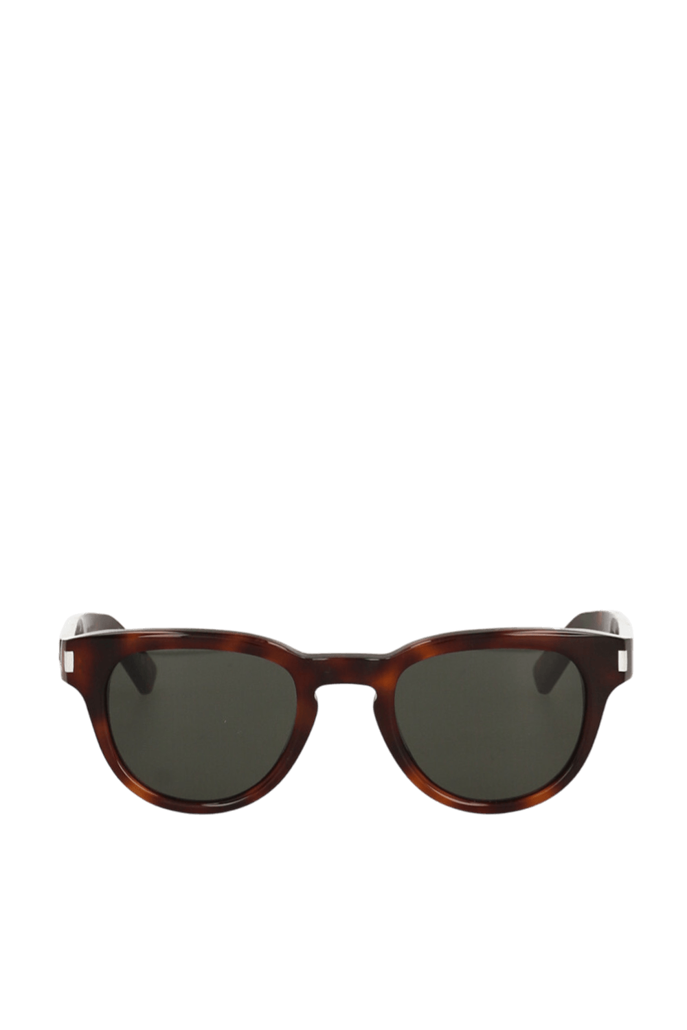 תמונה קידמית של משקפי שמש