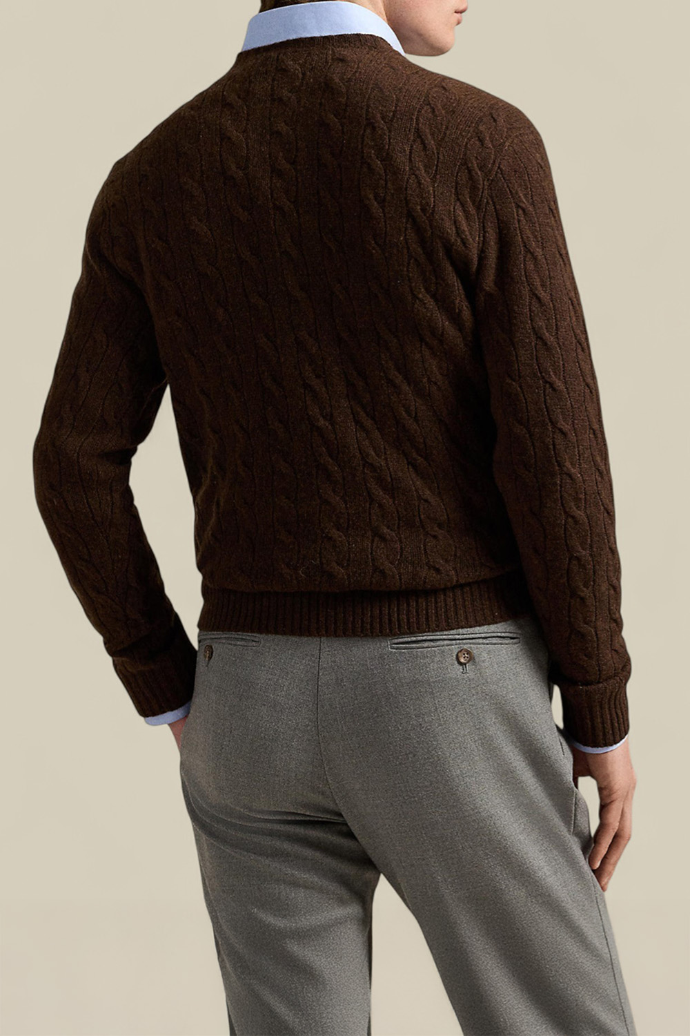 תמונת דוגמן אחורית של חולצת סוודר