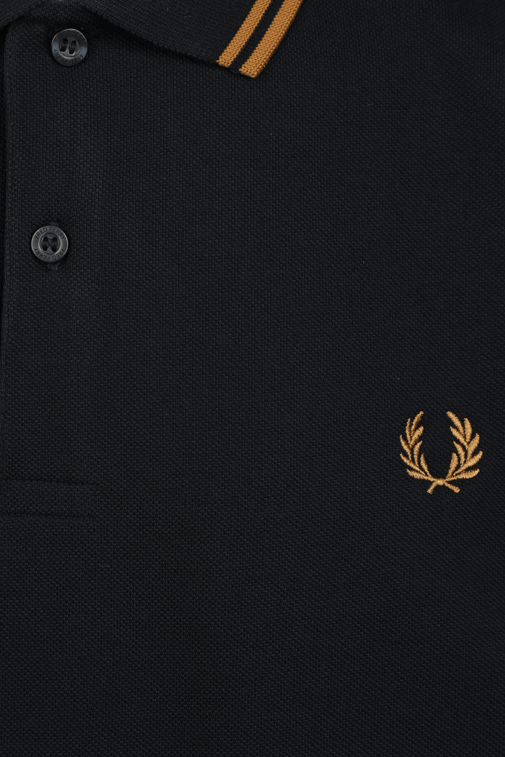 תמונה אחורית של Polo Shirt in Black