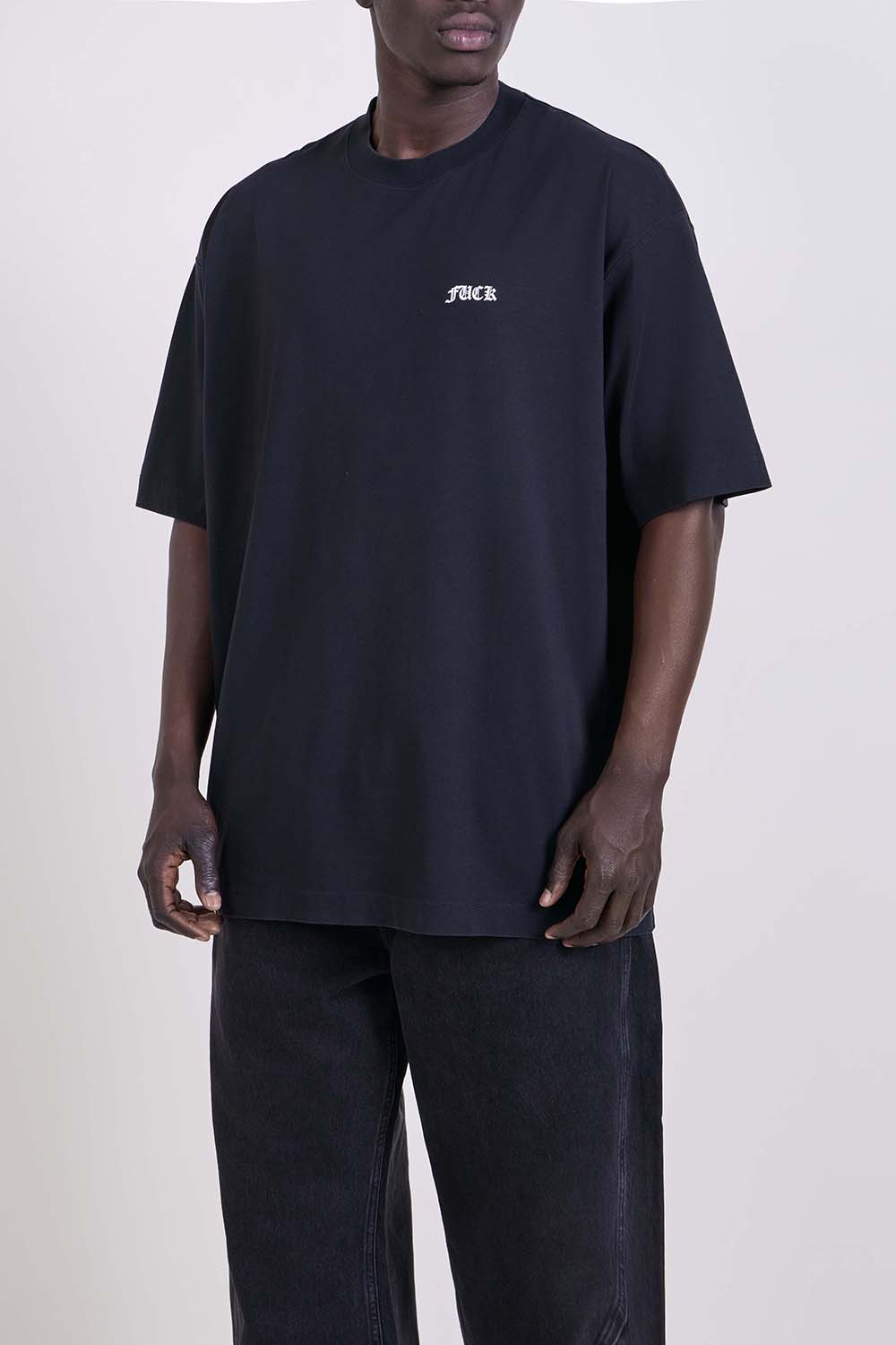 תמונת דוגמן קידמית של חולצת טי