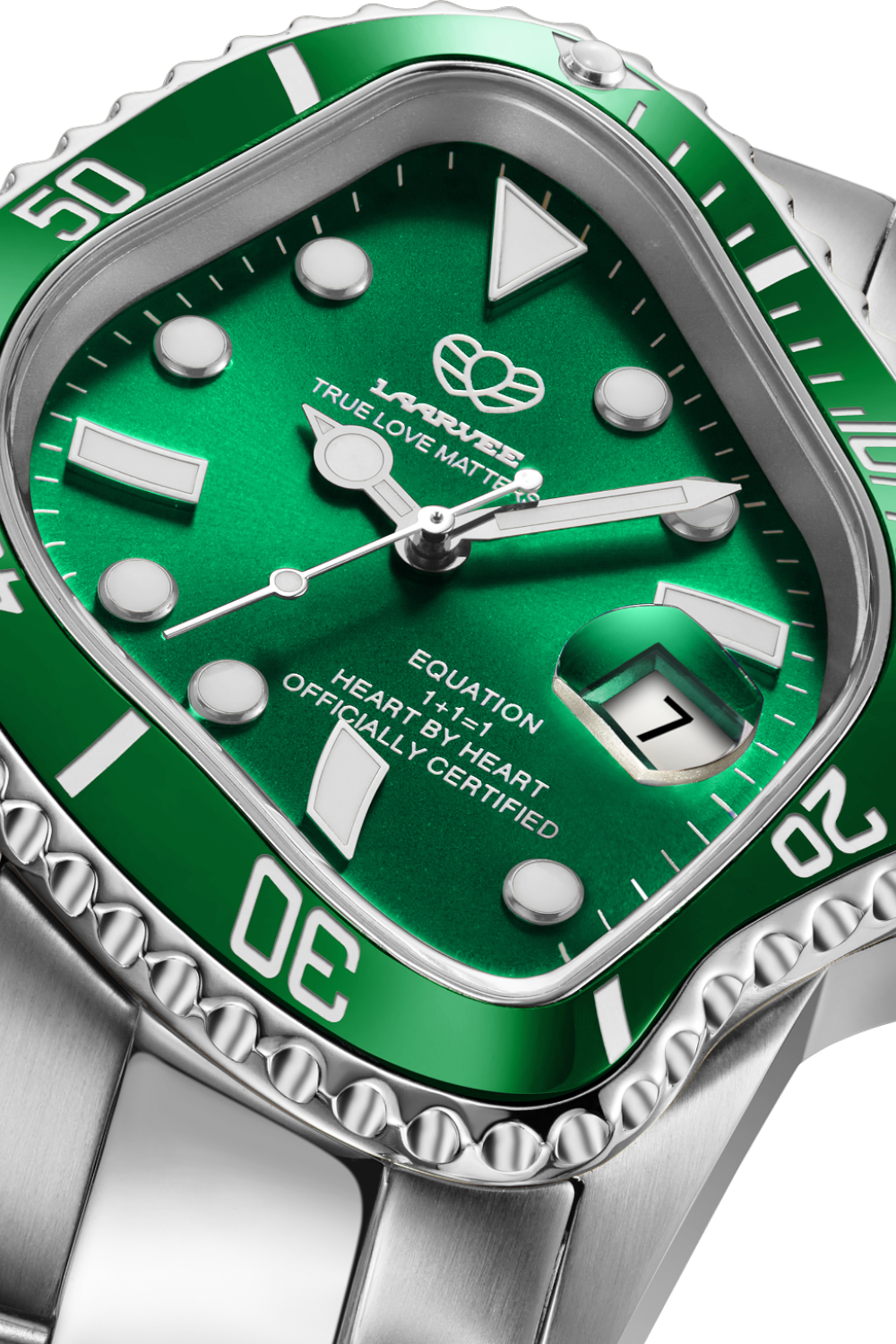 תמונת תקריב של שעון יד PEA001