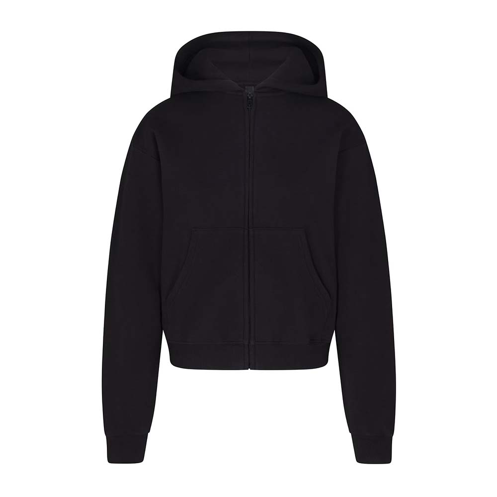 תמונה קידמית של CLASSIC ZIP UP HOODIE