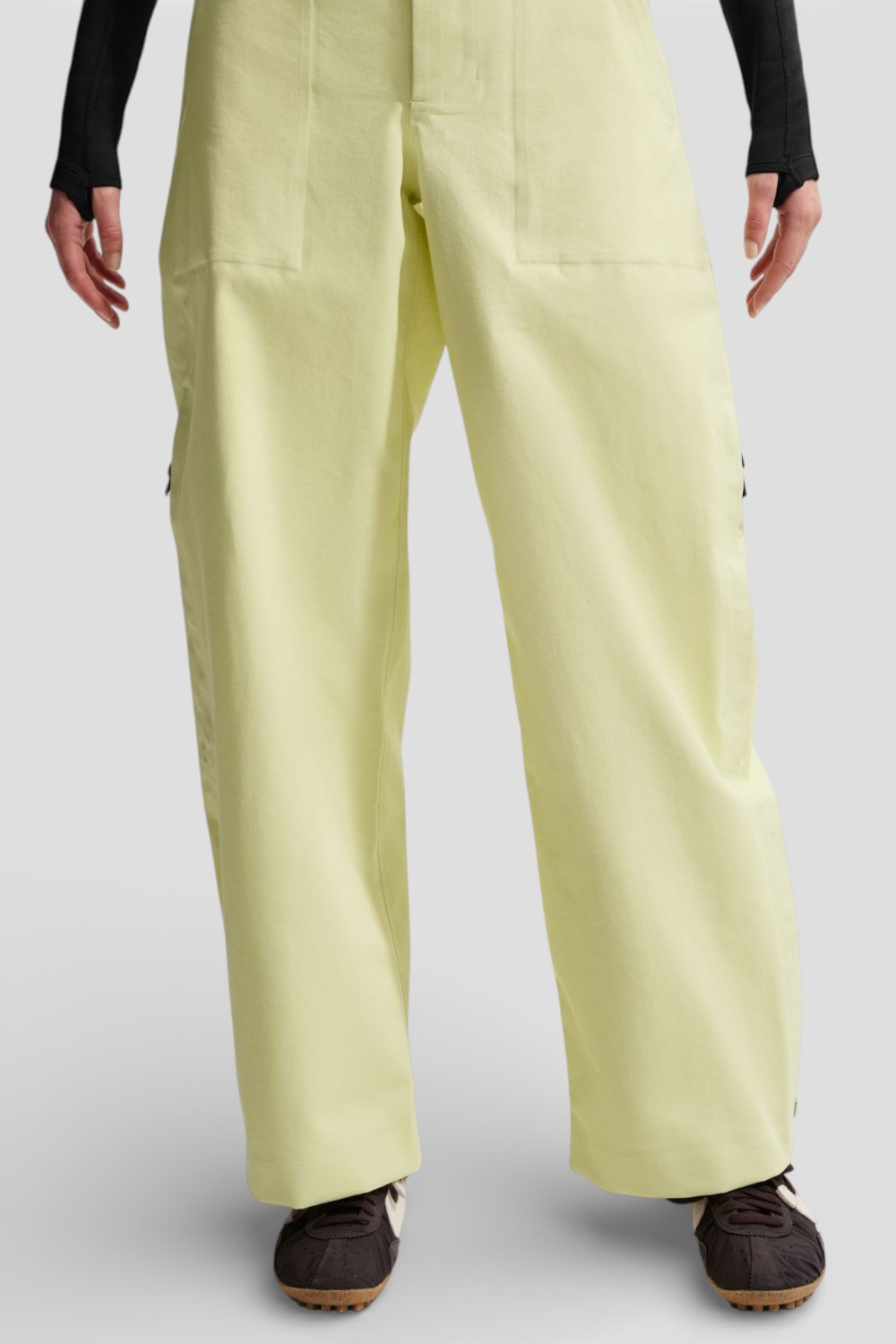 תמונת דוגמן קידמית של מכנסיים ארוכים נייקי X ג'קמוס