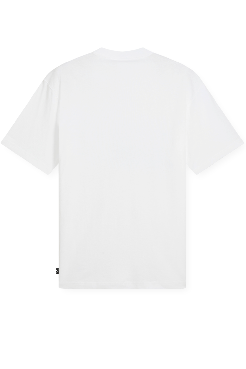 תמונה אחורית של חולצת טי