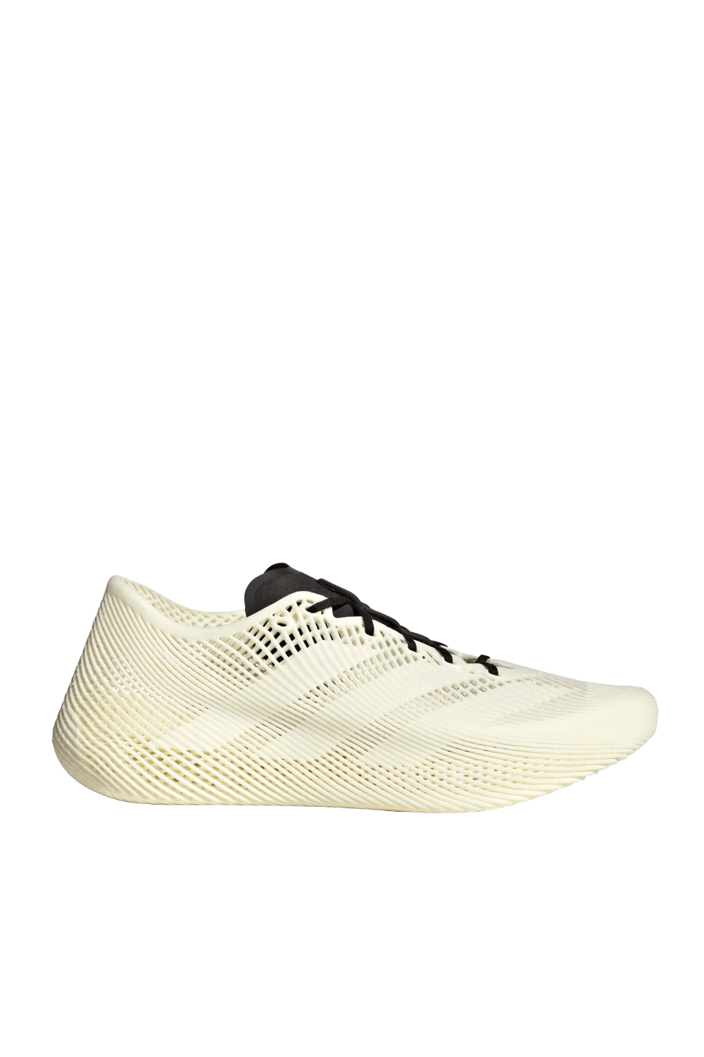 תמונה קידמית של נעלי סניקרס