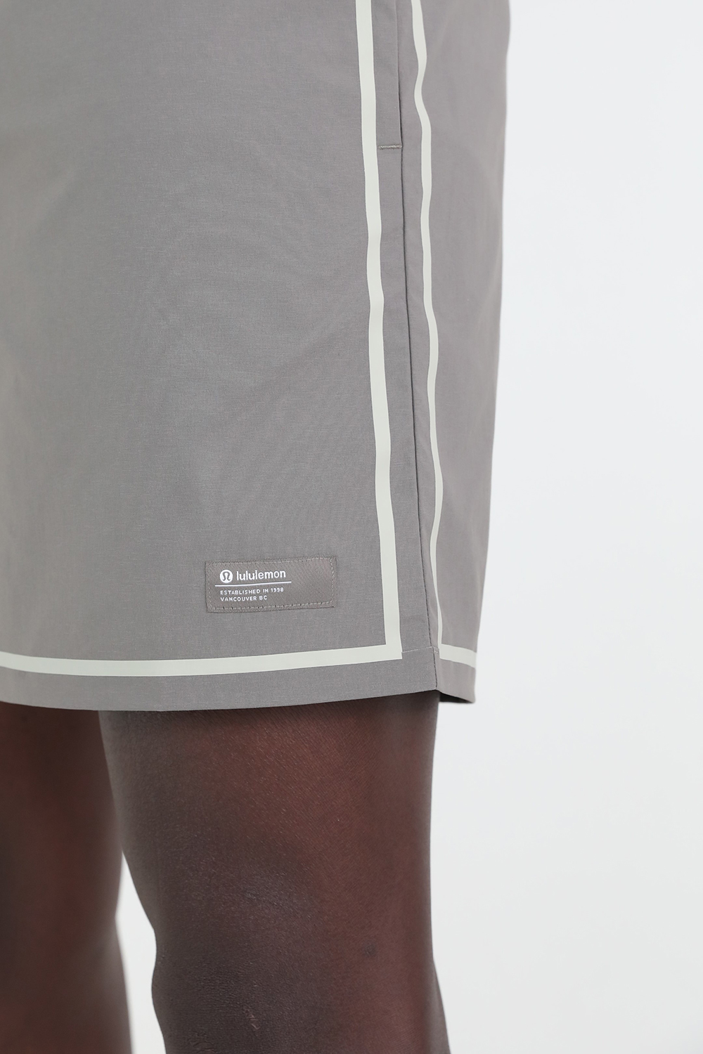 תמונת תקריב דוגמן של Pool Short 7