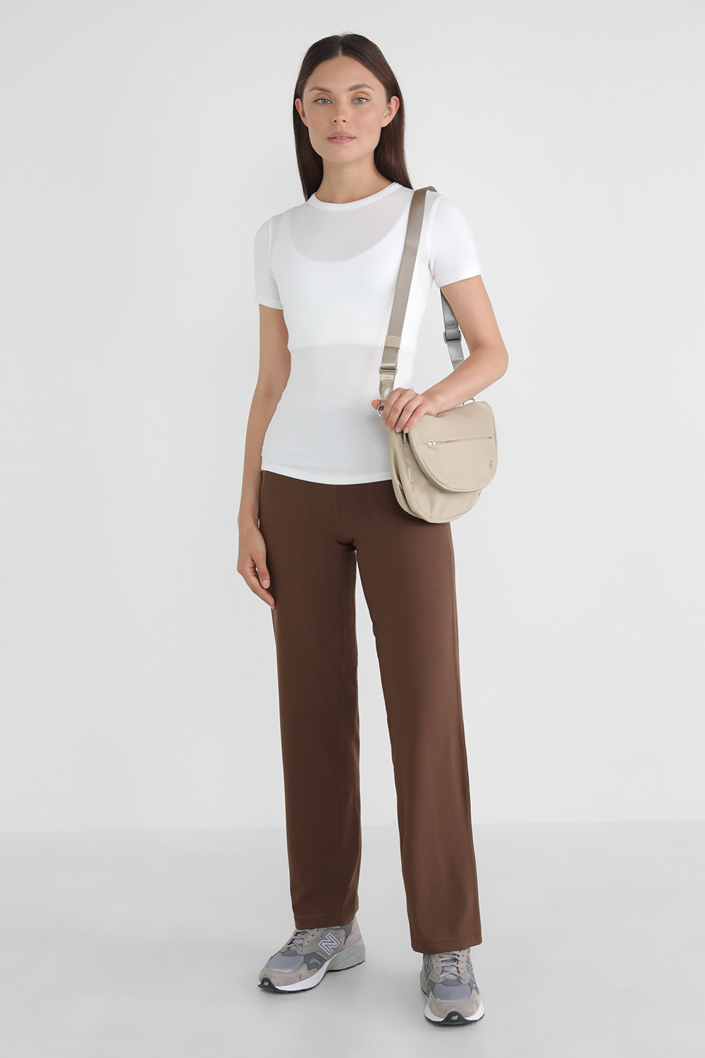 תמונת דוגמן קידמית של All Night Festival Bag 5l