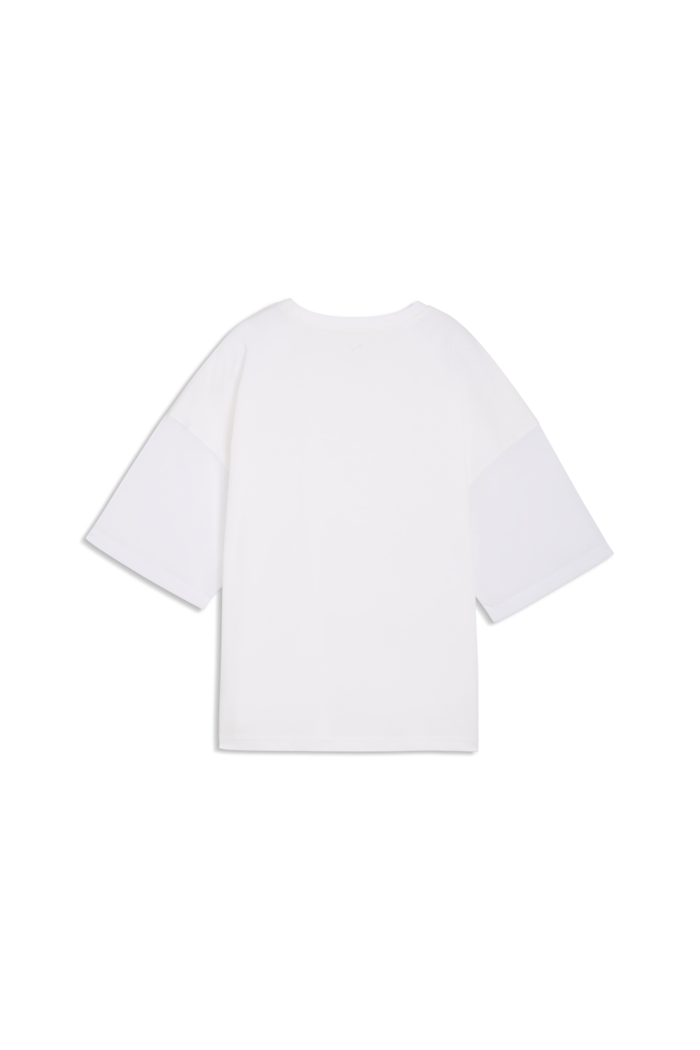 תמונה אחורית של חולצת טי