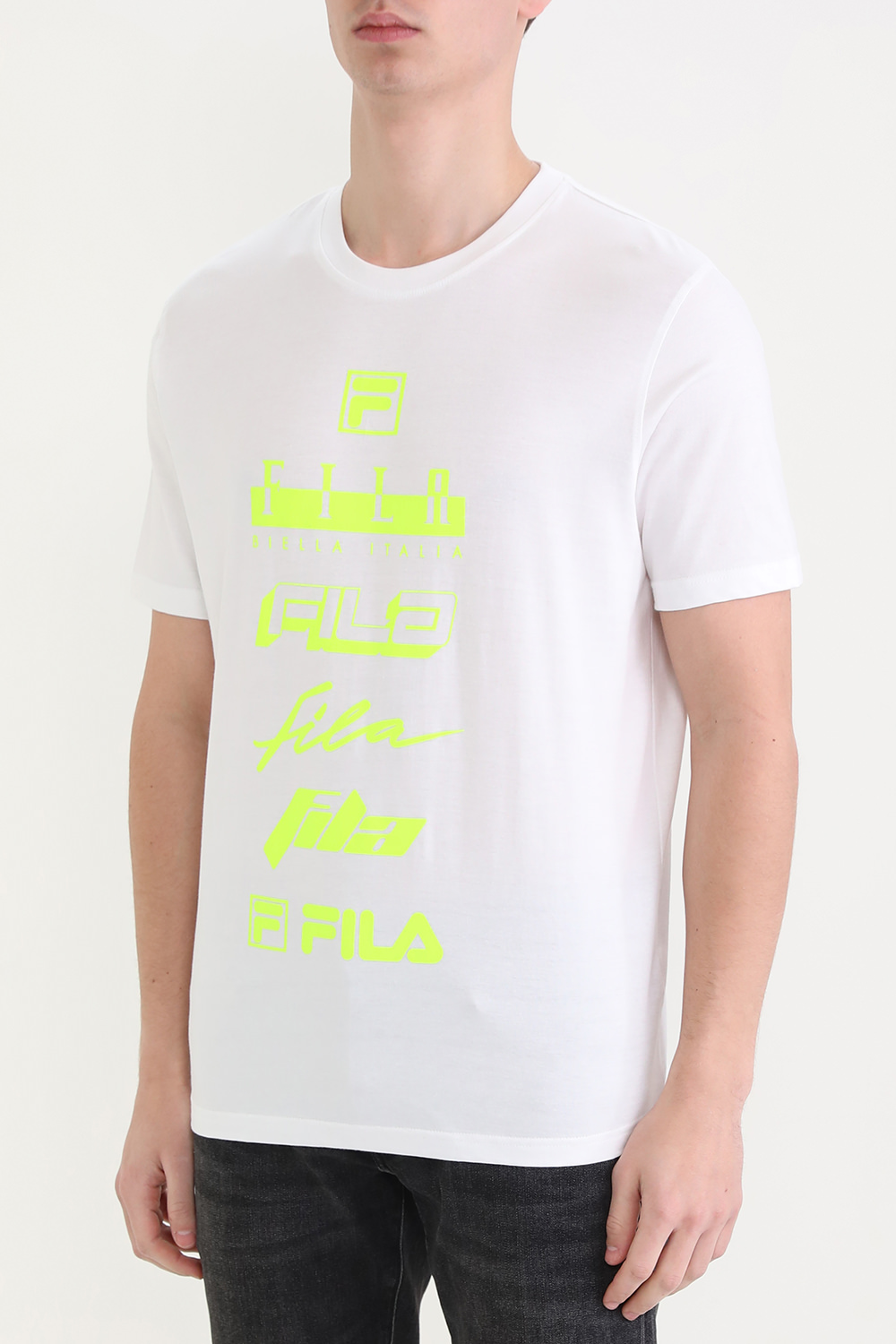 תמונת דוגמן קידמית של חולצת לוגו טי איטליה