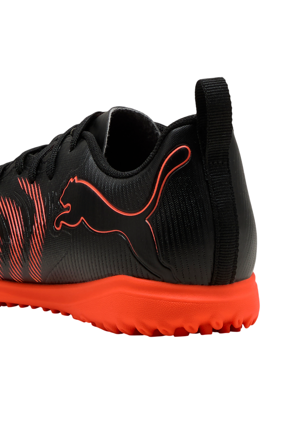 נעלי כדורגל פיוטצ'ר 9 פליי טיטי