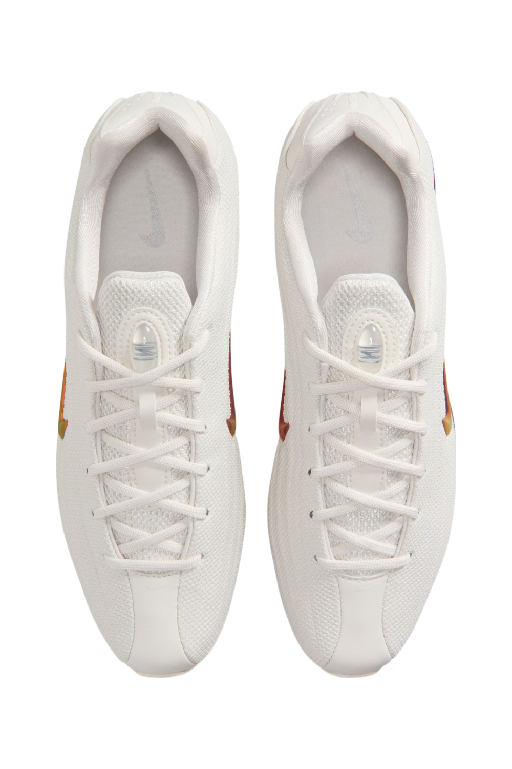 תמונת פנים של נעלי ריצה שוקס