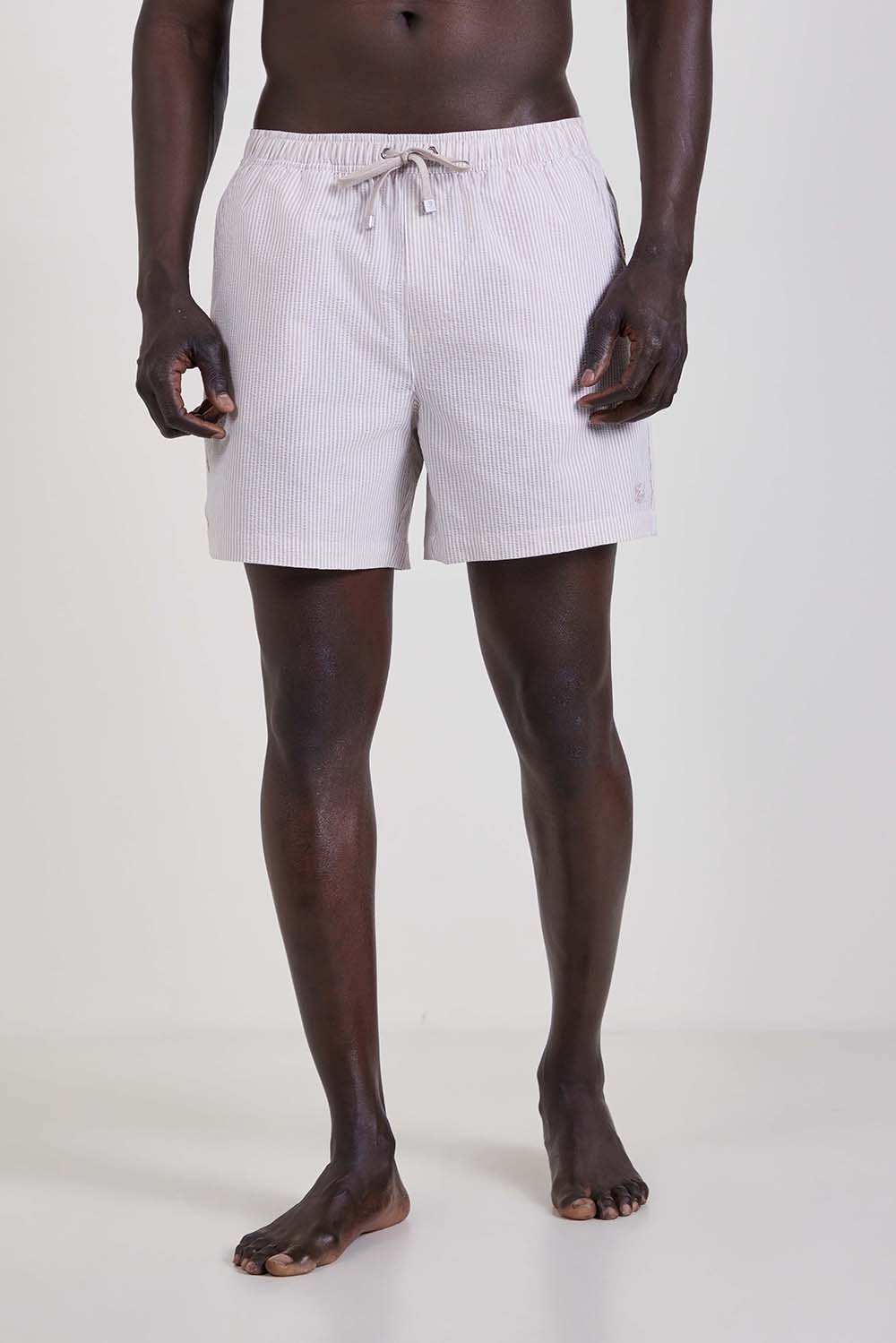 תמונת דוגמן קידמית של מכנסי בגד ים