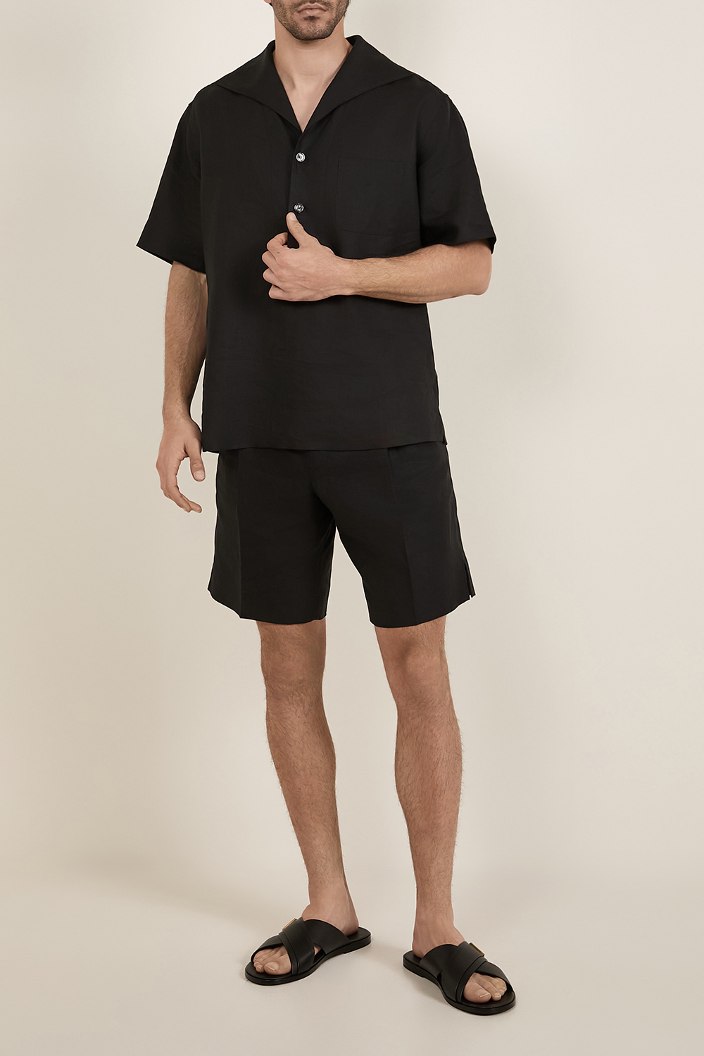 תמונת דוגמן קידמית של כפכפי סליידס