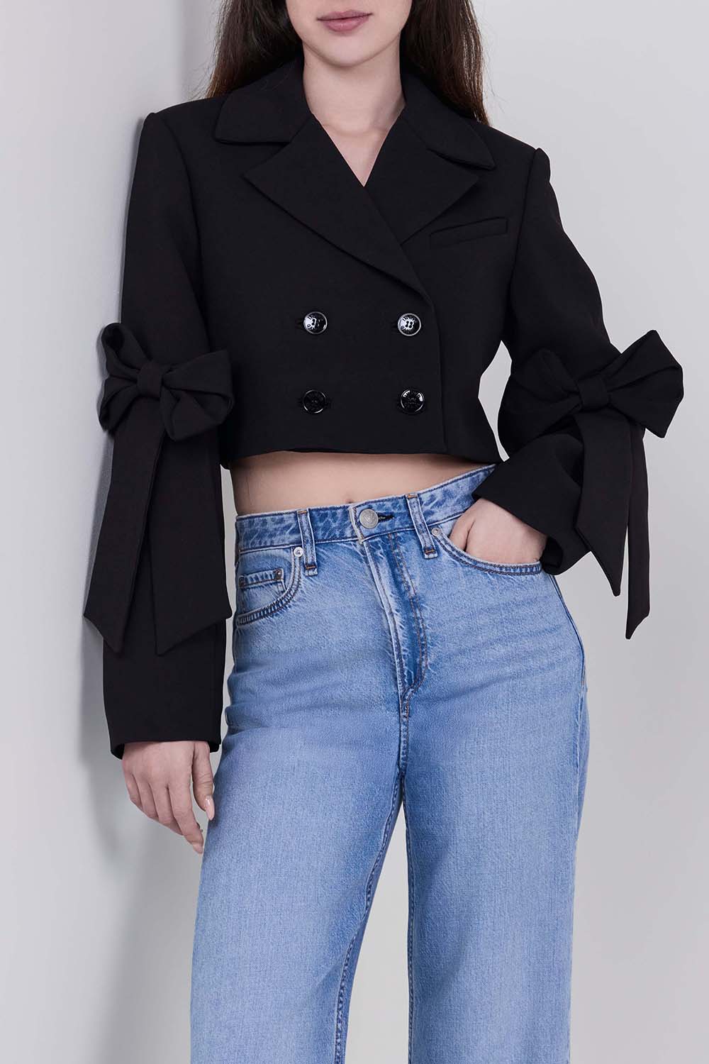 תמונת דוגמן קידמית של ז'קט בלייזר קרופ