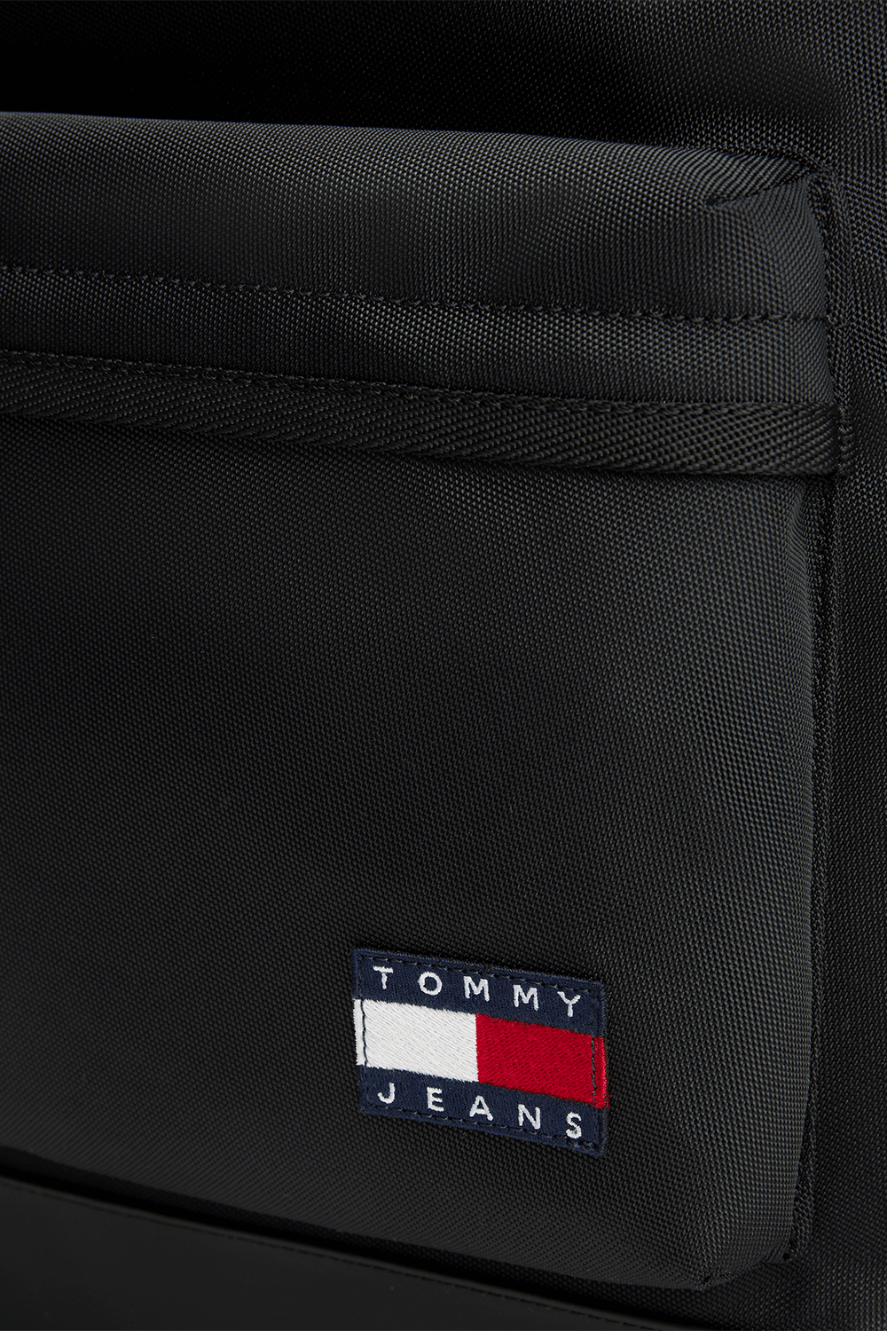 תמונת תקריב של תיק גב