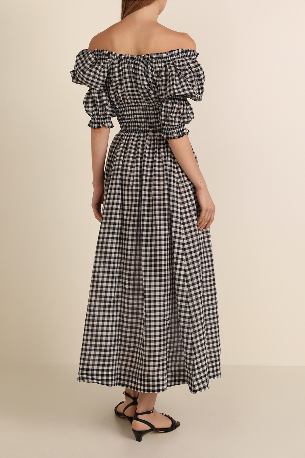 תמונת דוגמן אחורית של שמלת איסקיה