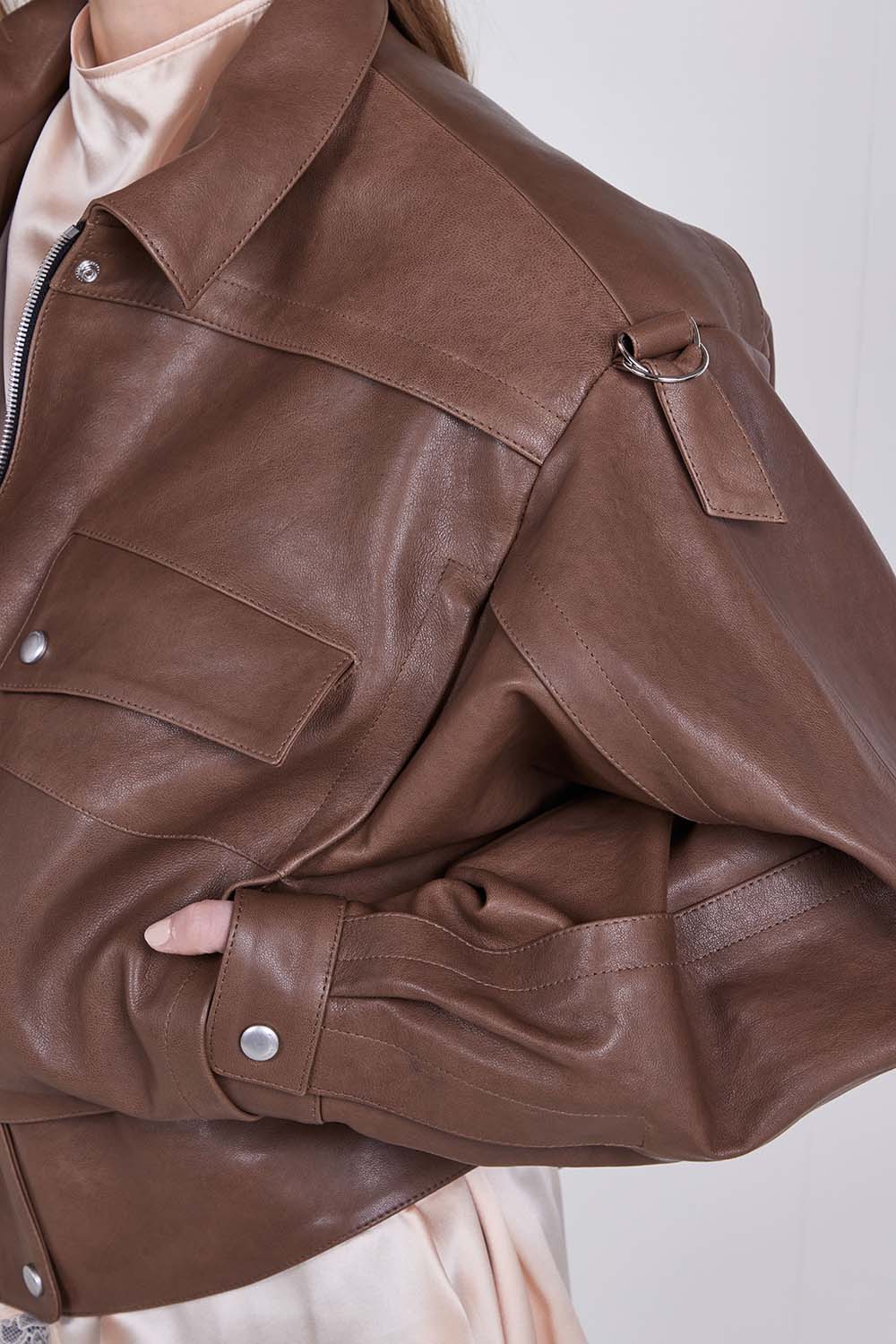 ז'קט עור אוברסייז