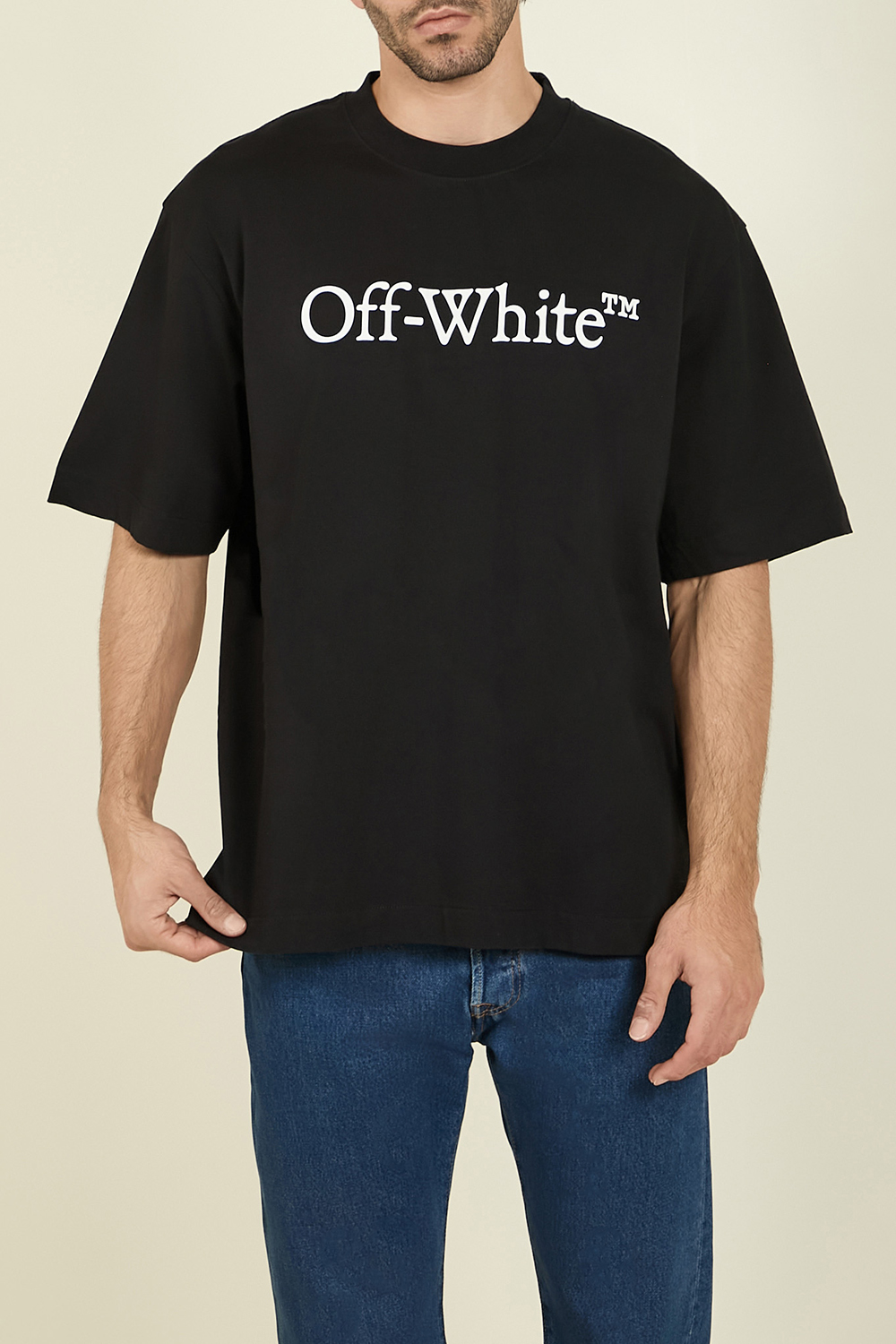 תמונת דוגמן קידמית של חולצת טי