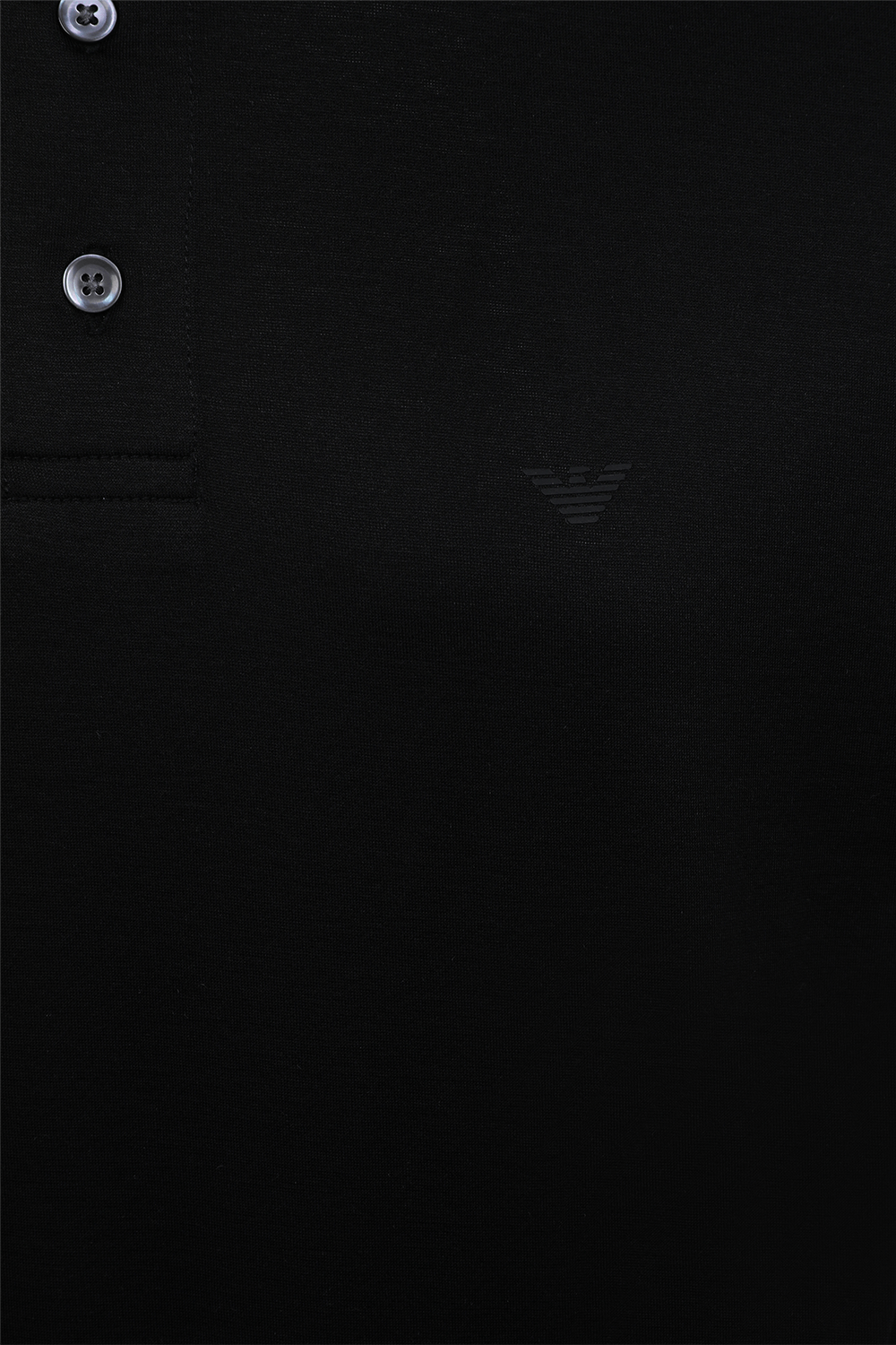 תמונה אחורית של חולצת פולו מכותנה