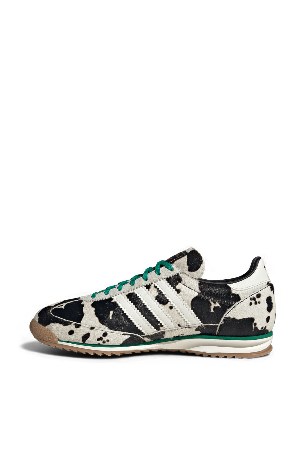 תמונה אחורית של נעלי סניקרס