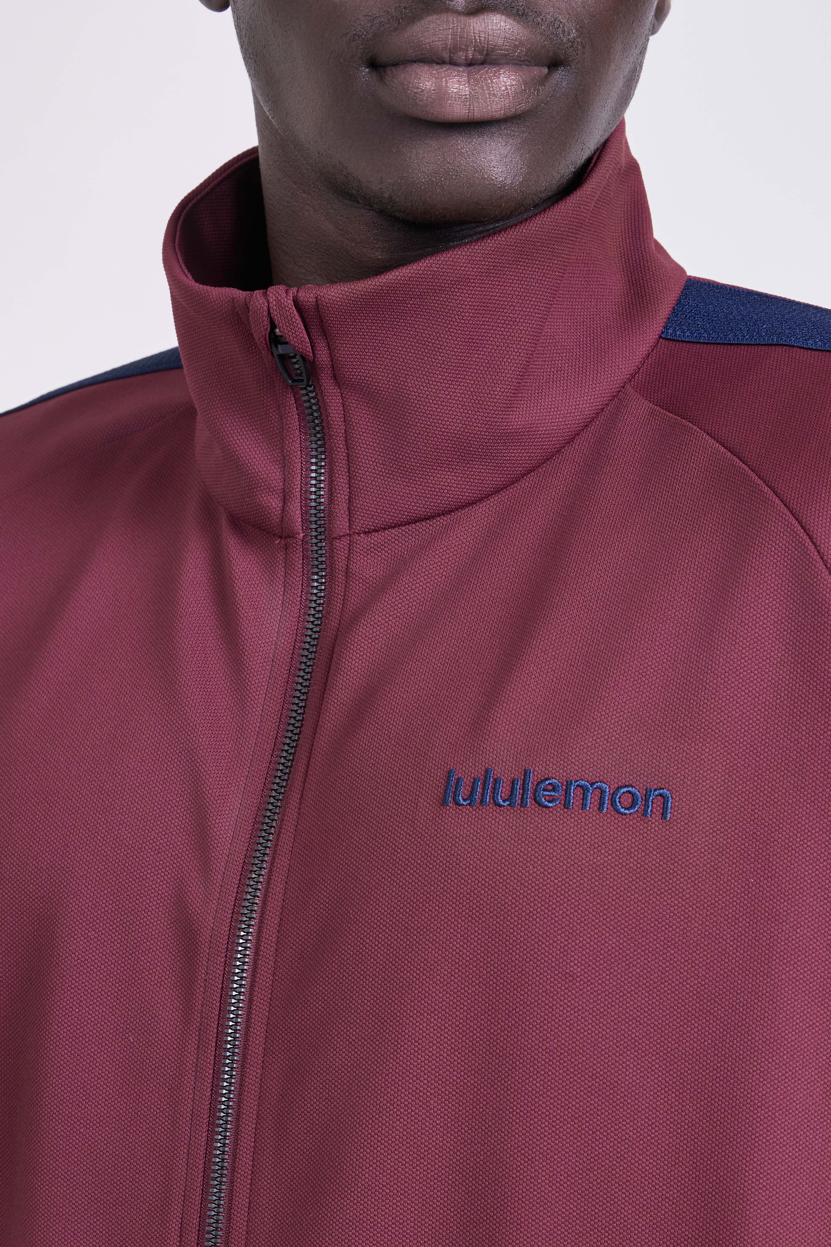 תמונת תקריב דוגמן של Pique Relaxed-Fit Track Jacket