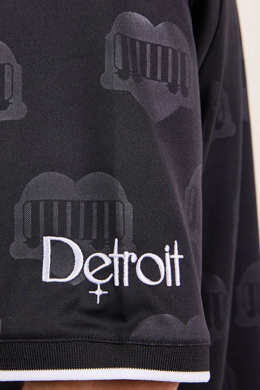 תמונת דוגמן אחורית של חולצת פוטבול