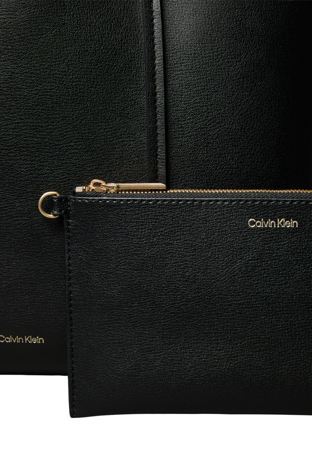 תמונת תקריב של תיק נשיאה סמול