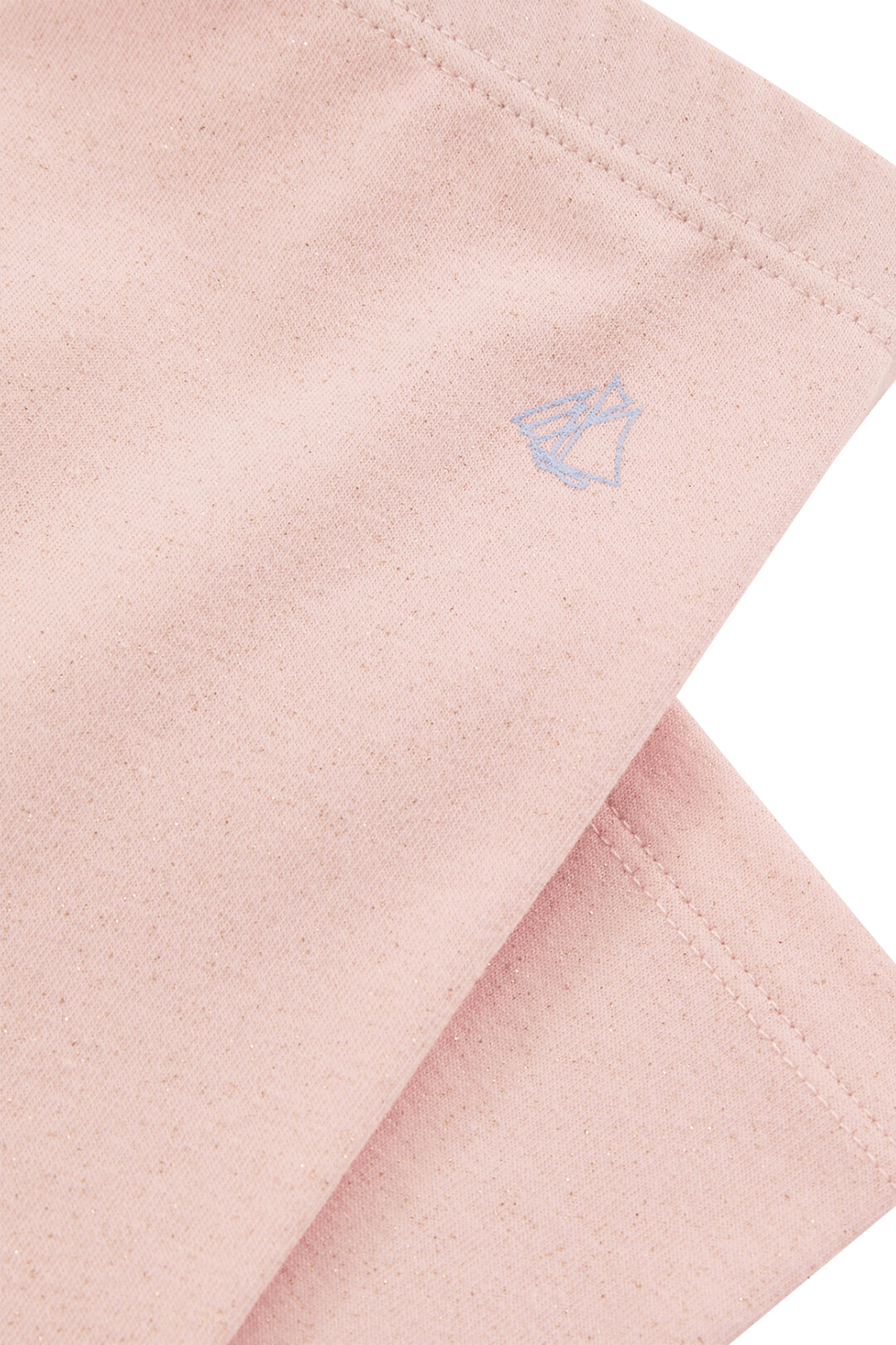 תמונת תקריב של גילאי 3-5 מכנסי טייץ בגוון ורוד