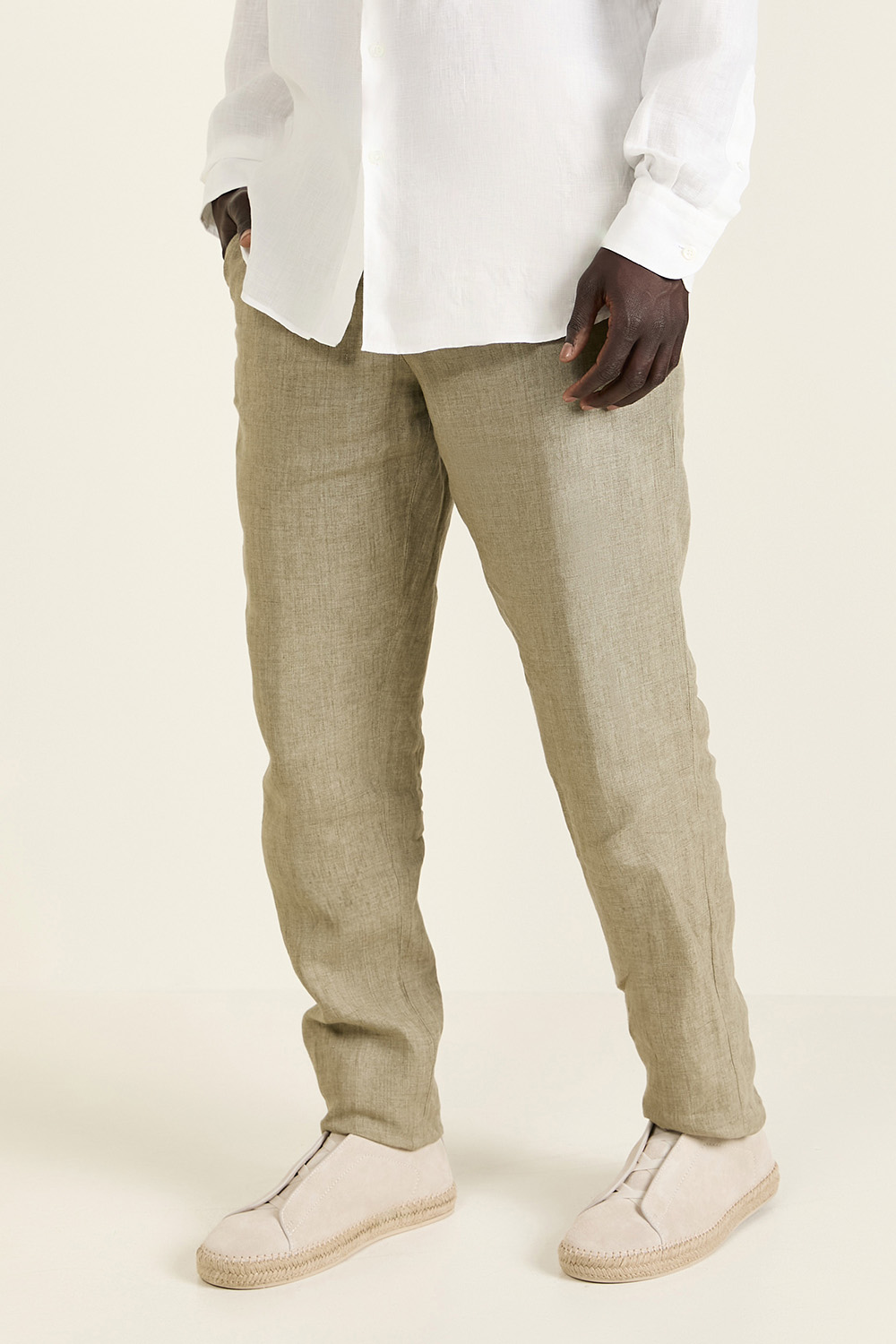 תמונת דוגמן קידמית של מכנסי פשתן ארוכים