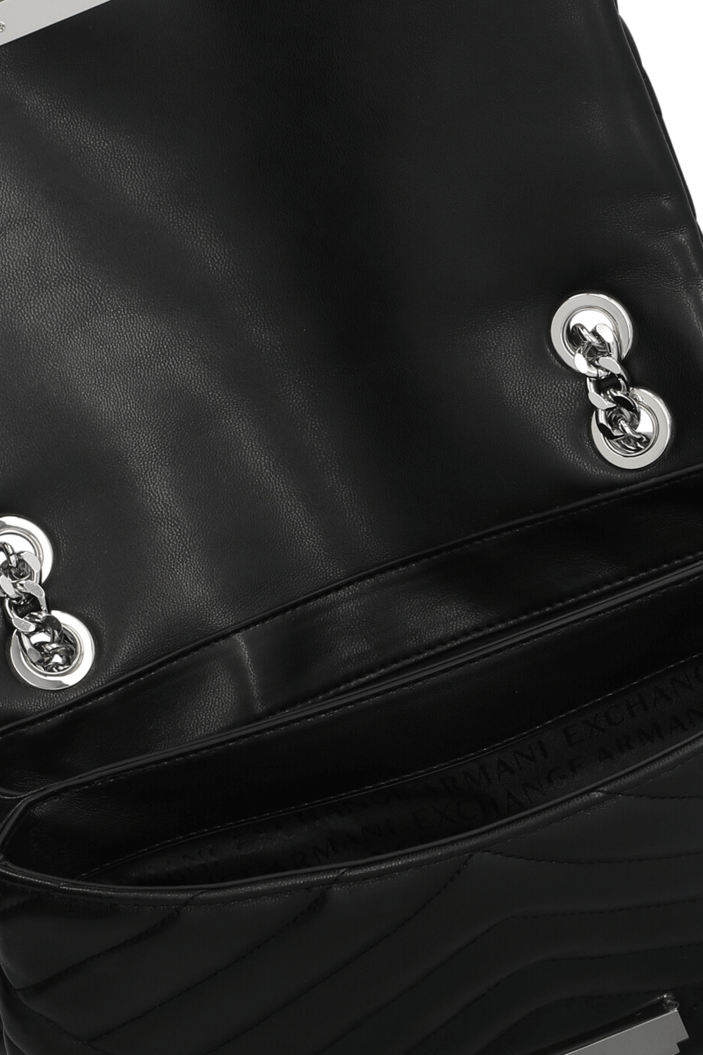 תמונת פנים של תיק כתף קווילט מדיום