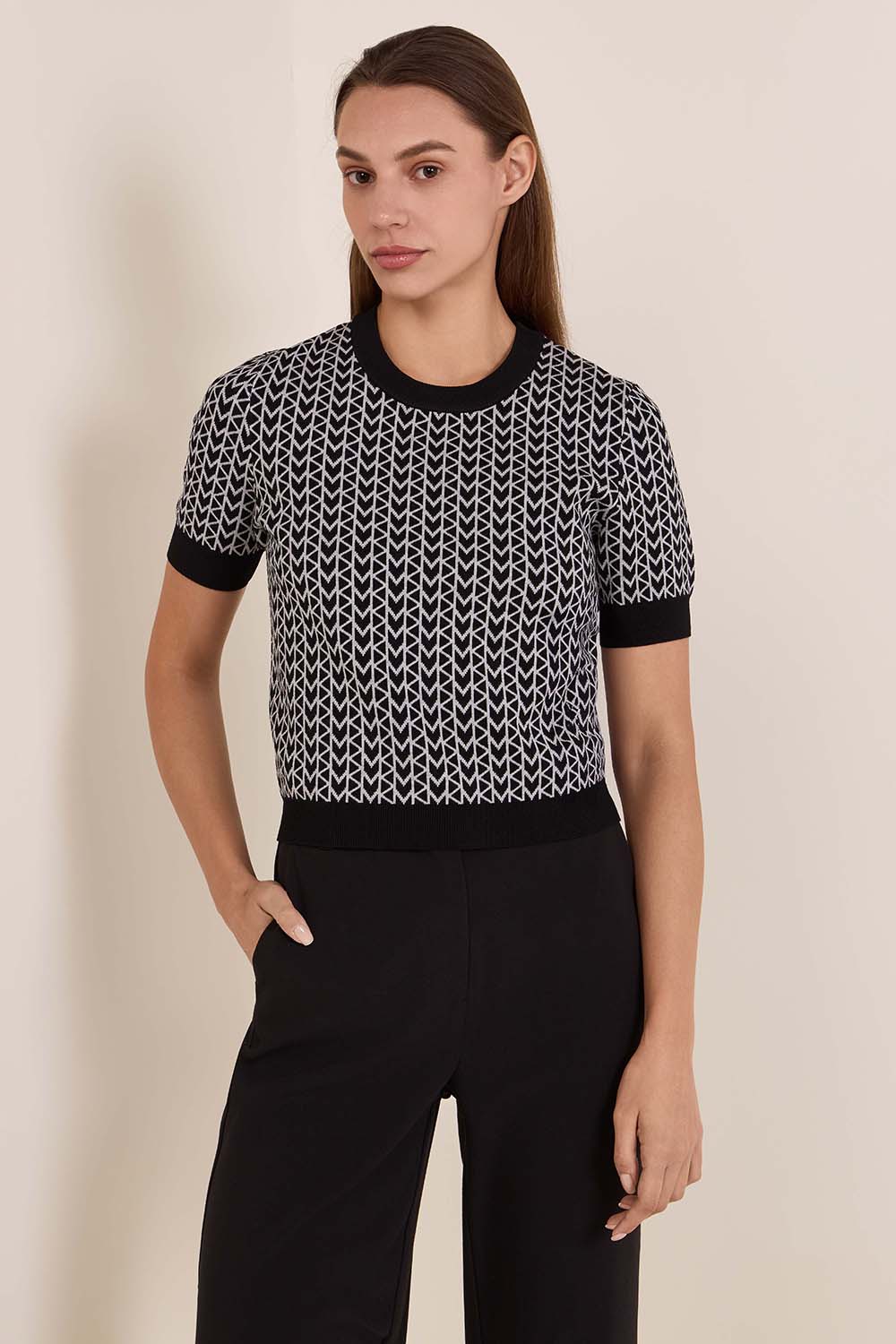 תמונת דוגמן קידמית של סוודר