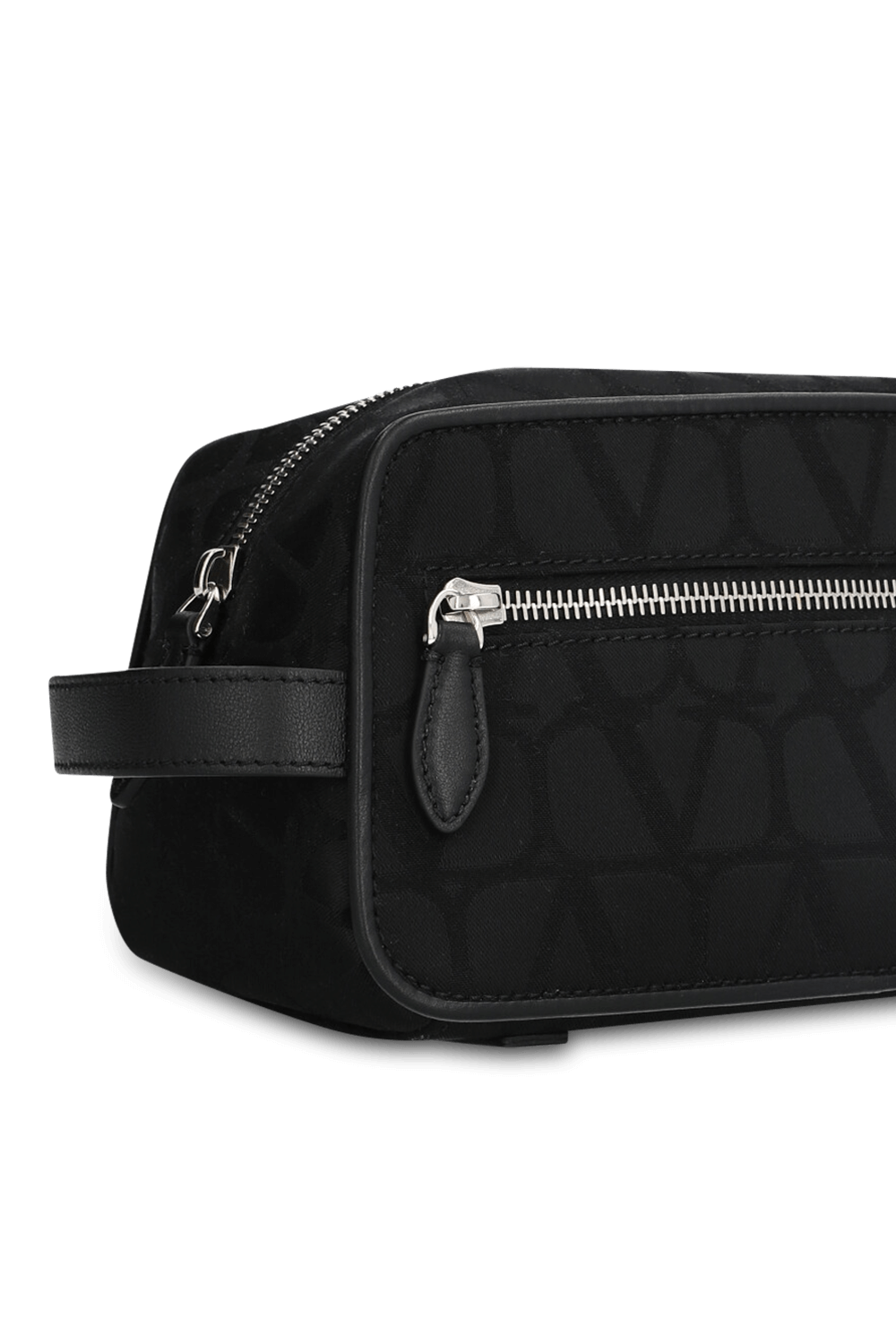 תמונת תקריב של תיק רחצה מדיום