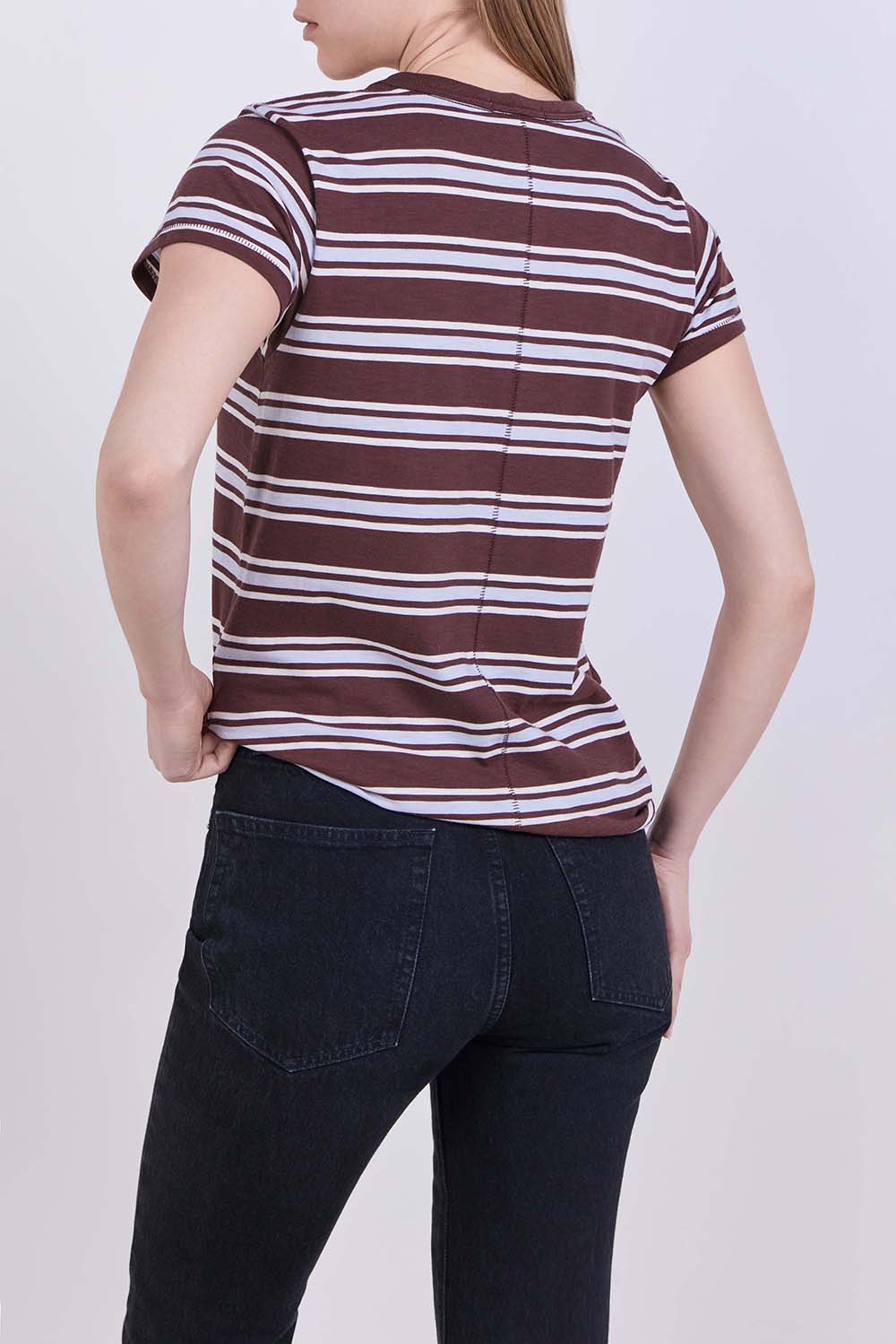 תמונת דוגמן אחורית של חולצת סריג קשמיר