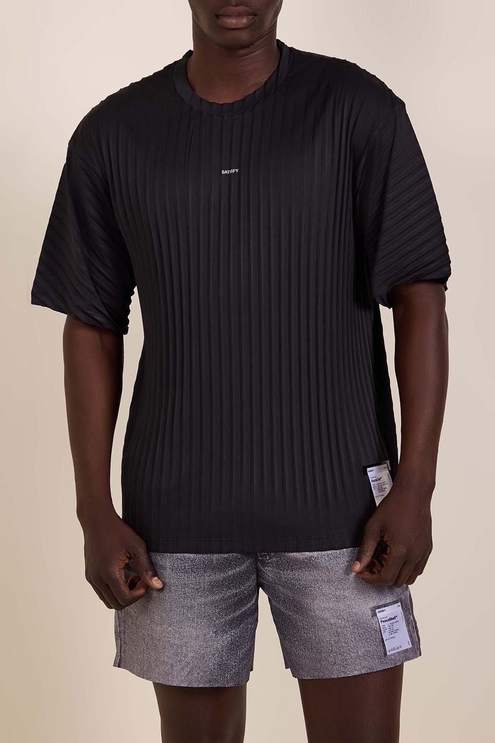 תמונת דוגמן קידמית של חולצת טי אורה ליט לאימון