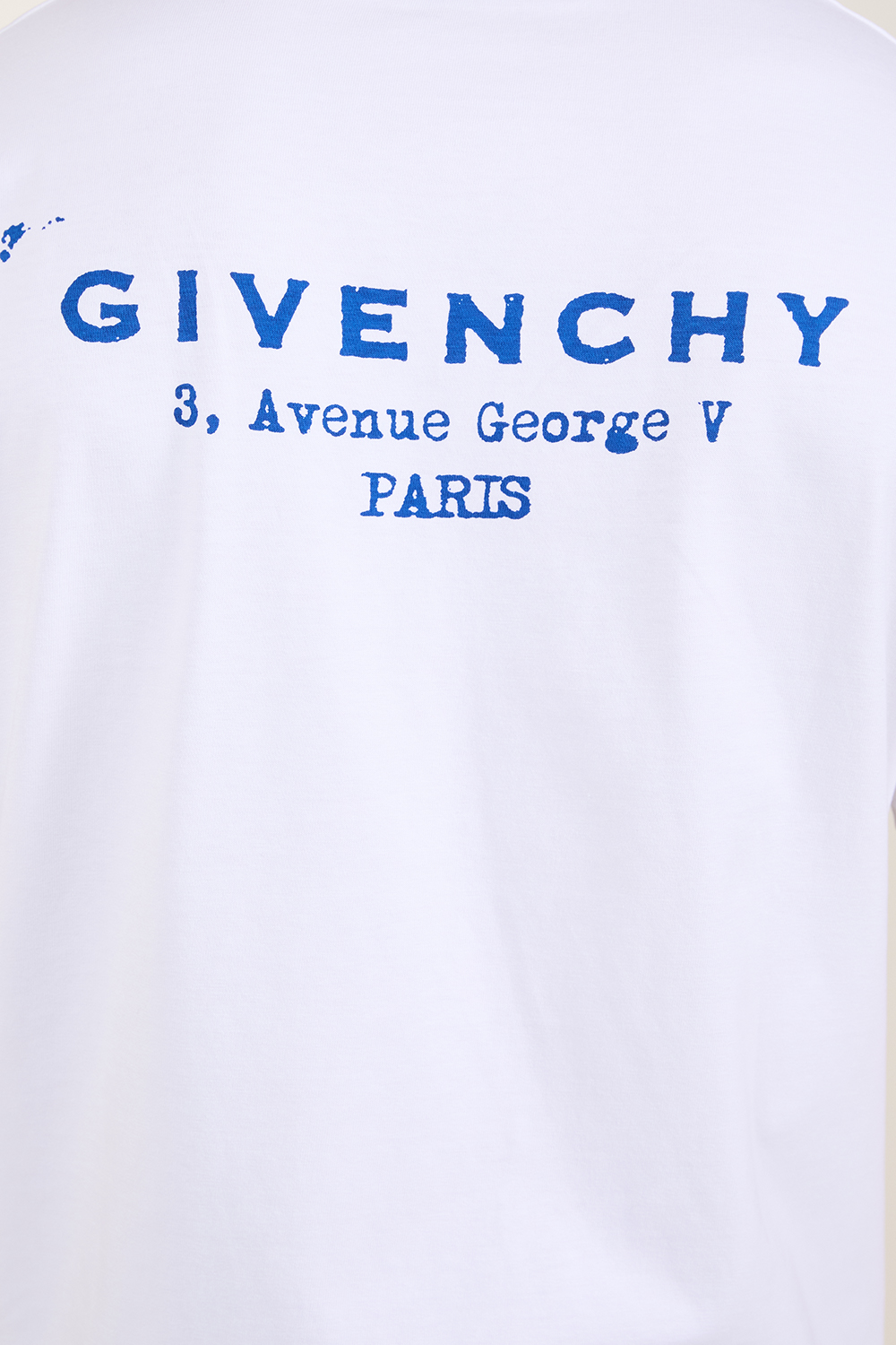 תמונת תקריב דוגמן של חולצת טי