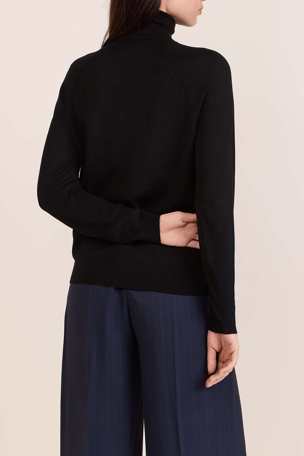 תמונת דוגמן אחורית של סריג גולף