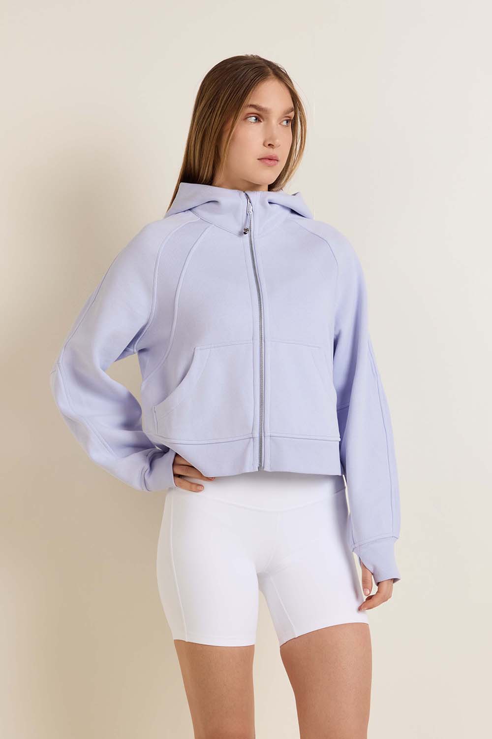 תמונת דוגמן קידמית של Scuba Oversized Full-Zip Hoodie