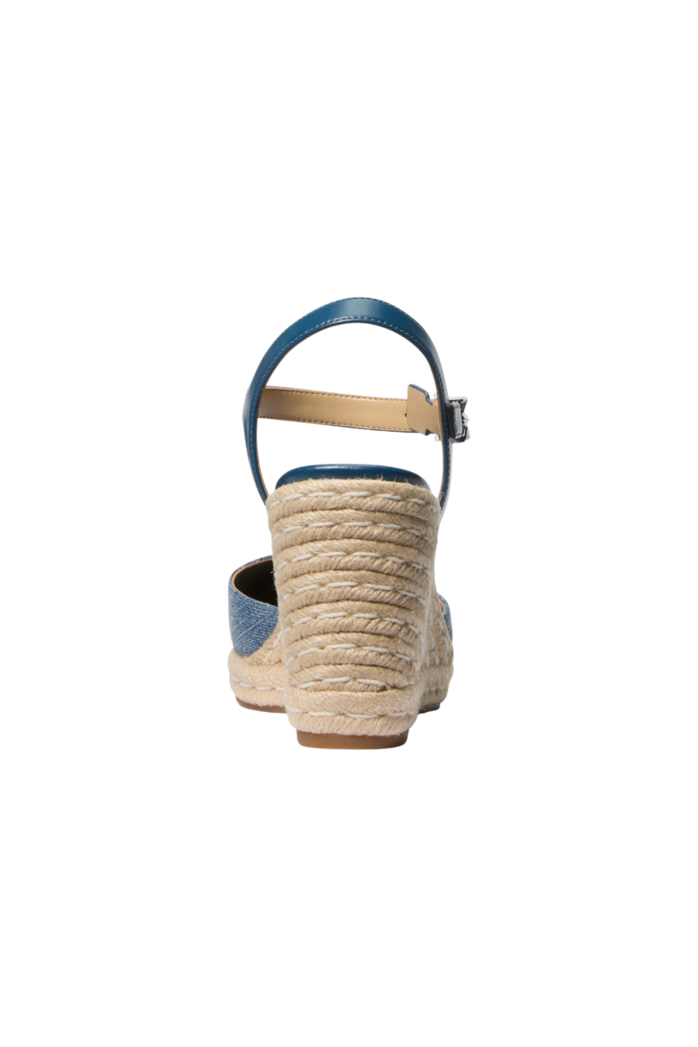 תמונת תקריב של נעלי אספדריל עקב