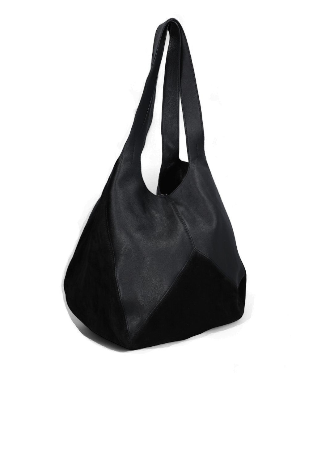 תמונה אחורית של תיק כתף