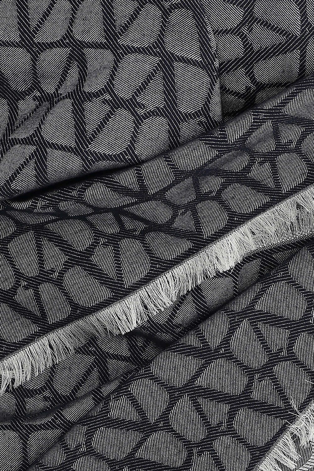 תמונה אחורית של מטפחת