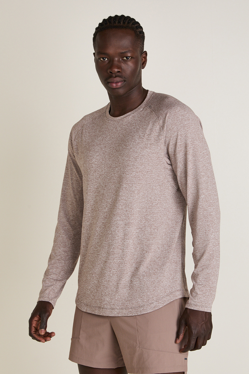 תמונת דוגמן קידמית של License to Train Long-Sleeve