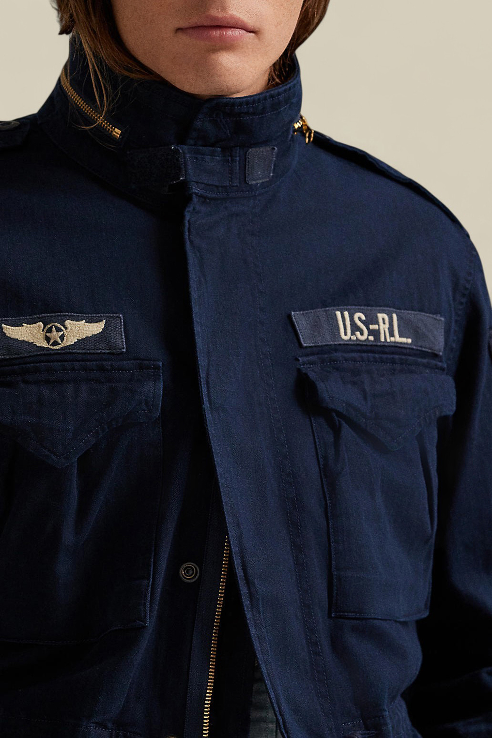 תמונת תקריב דוגמן של ז'קט