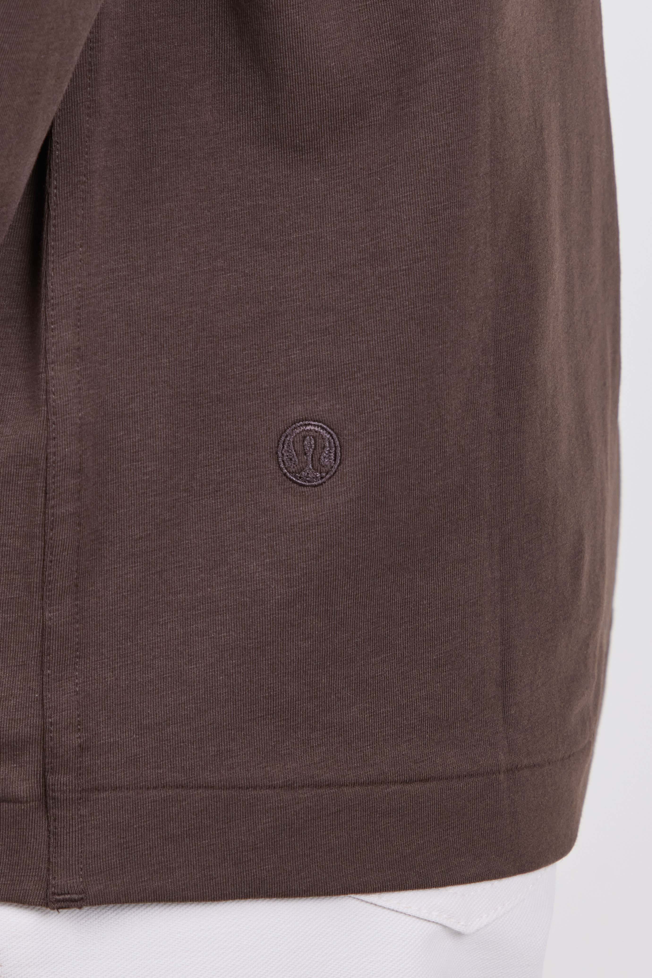 תמונת תקריב דוגמן של All Yours Organic Cotton Long-Sleeve Shirt