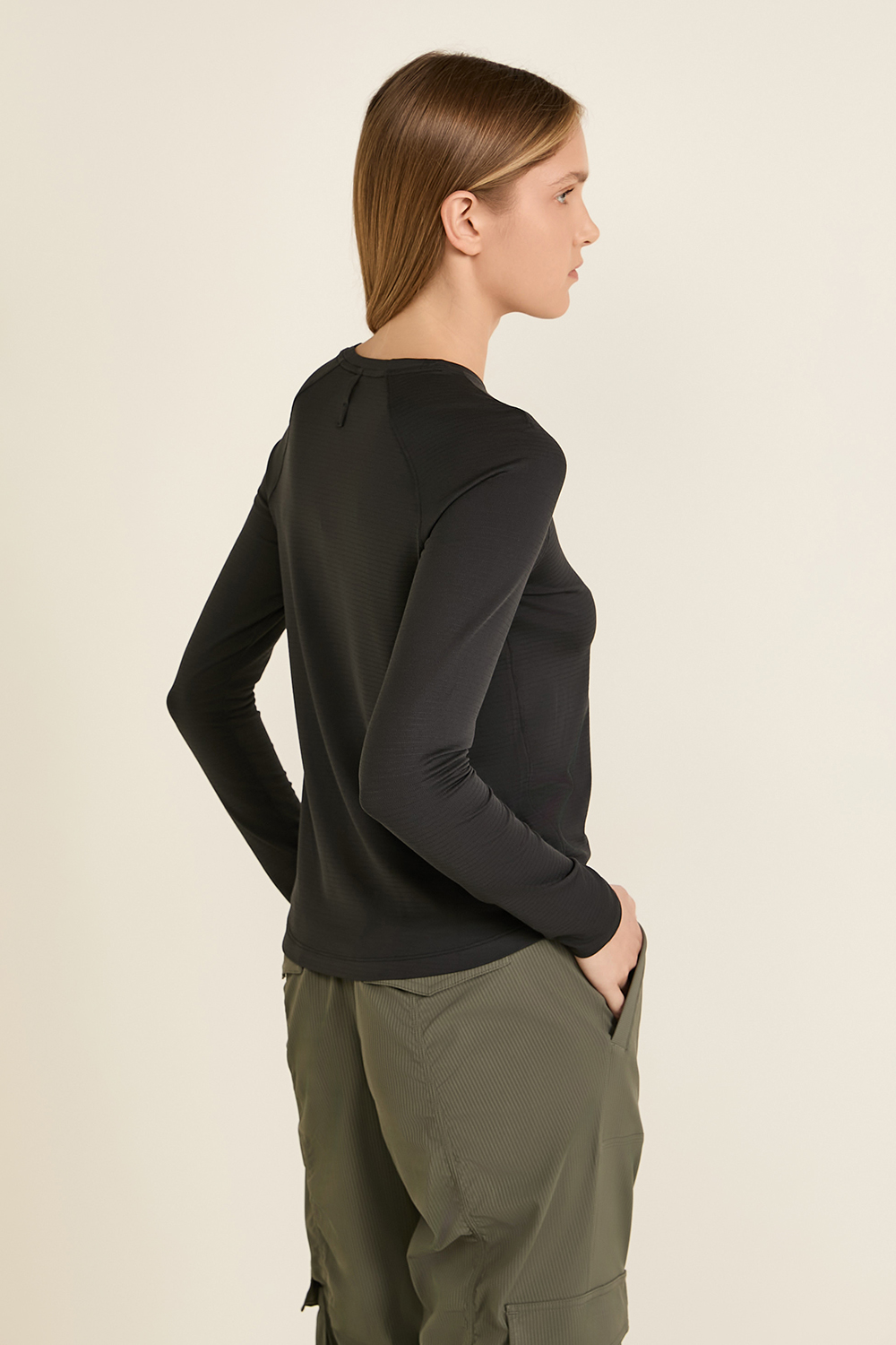 תמונת דוגמן אחורית של License to Train Classic Fit Long Sleeve