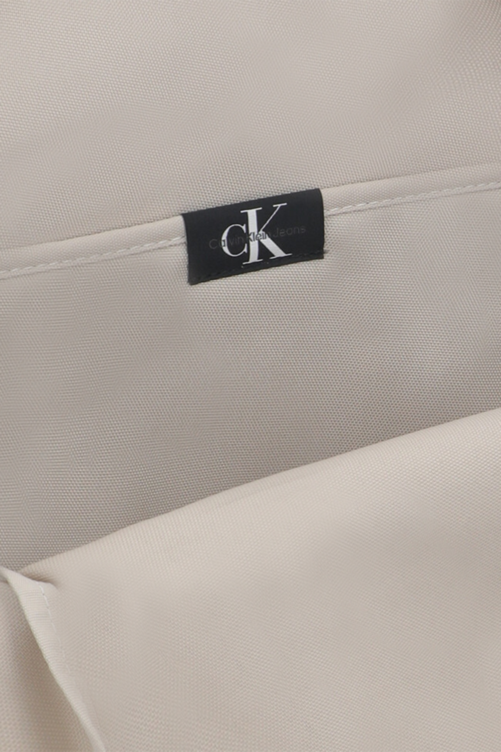 תמונת פנים של תיק גב