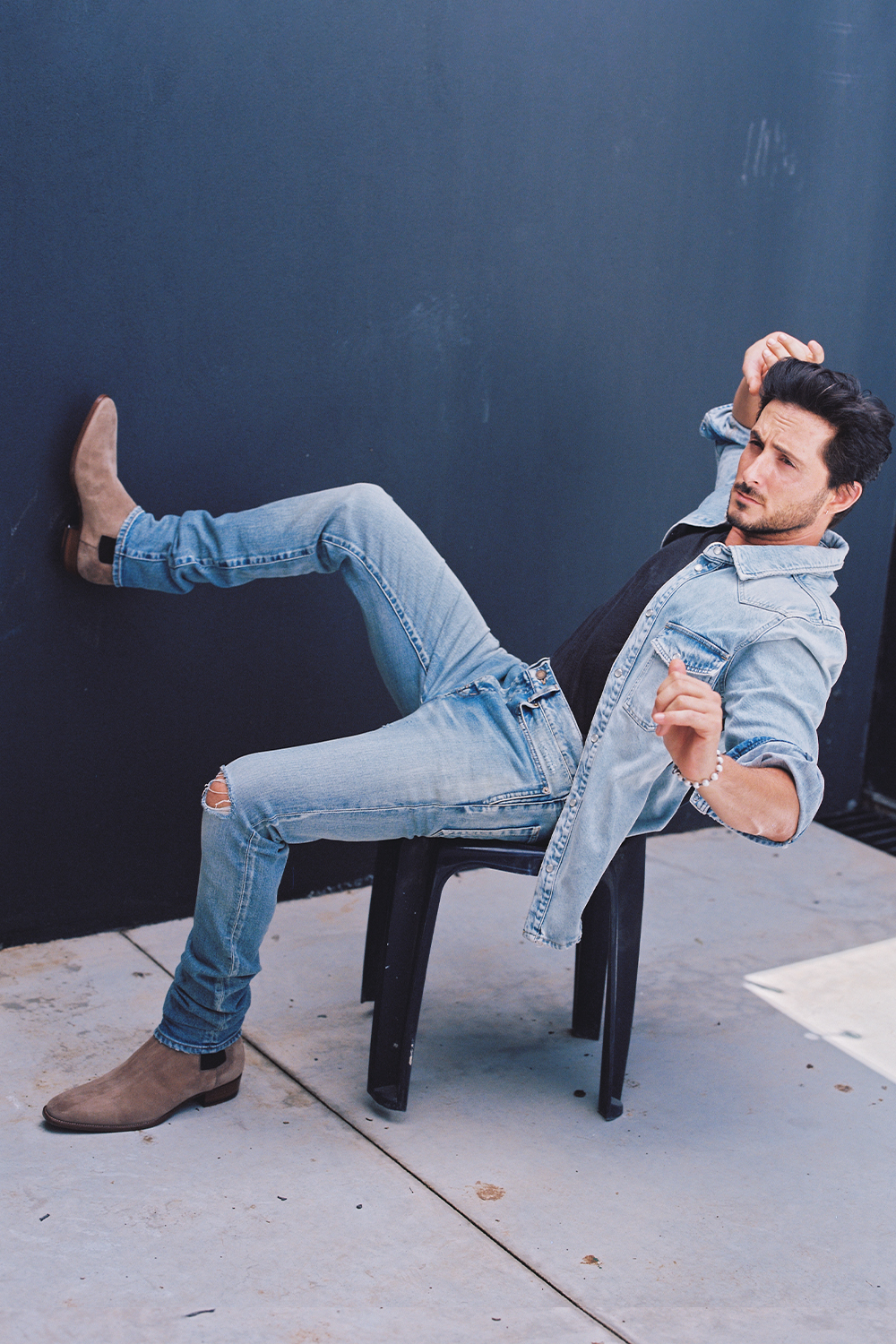 תמונת אווירה של Low Rise Skinny Jeans in Light Blue