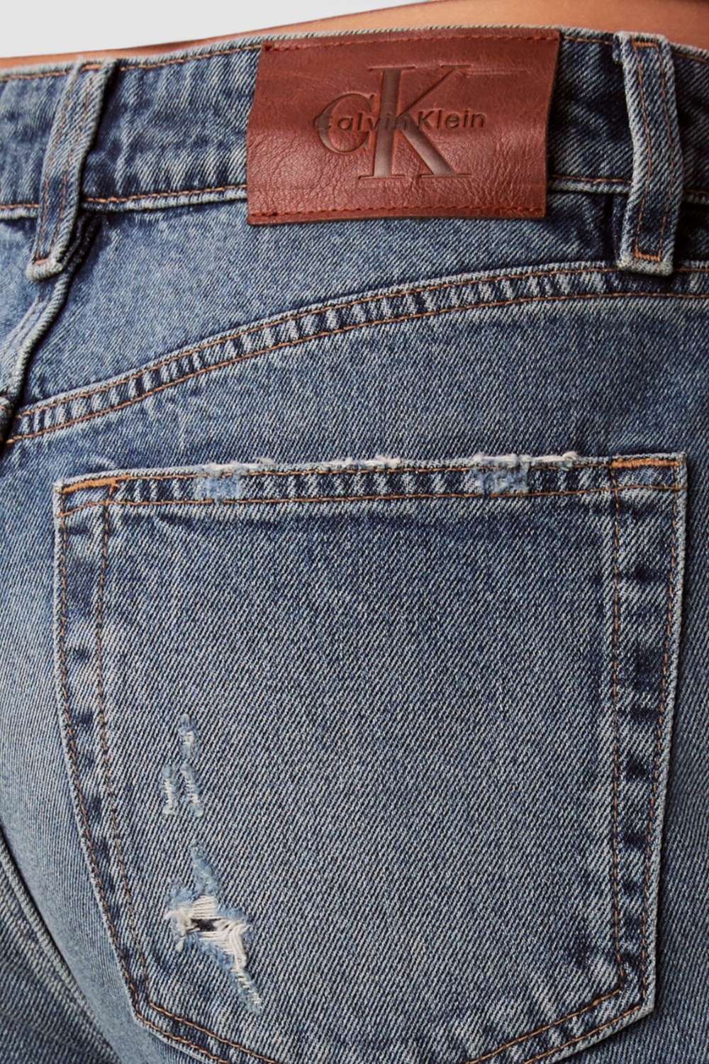 מכנסי ג'ינס בגזרה ישרה